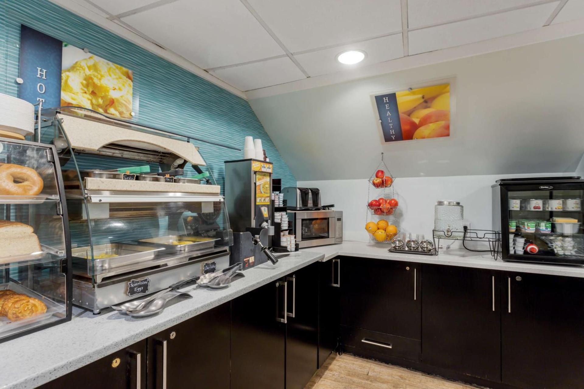 Best Western Plus Brooklyn Bay Hotel photo 16