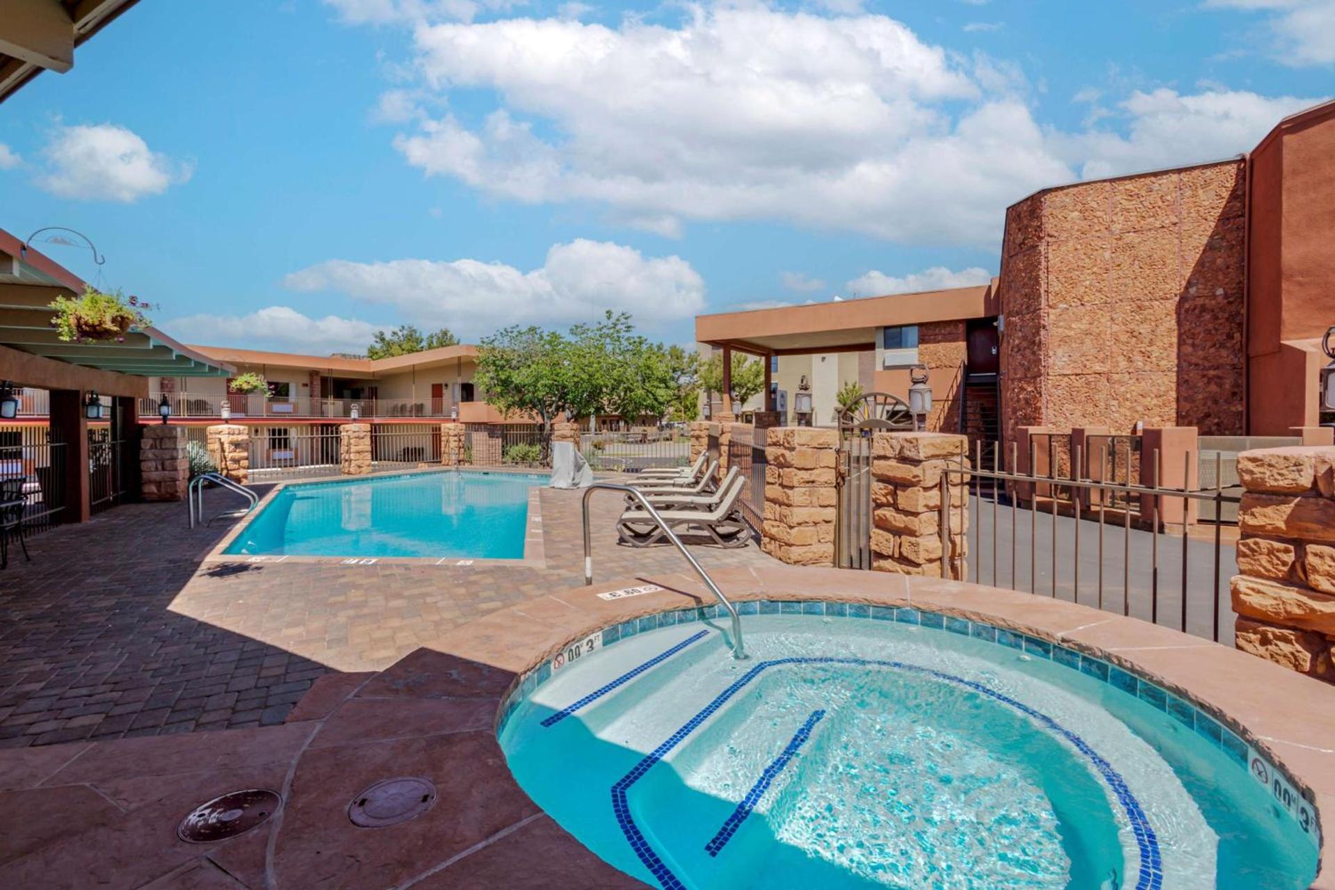 Best Western Red Hills photo 8