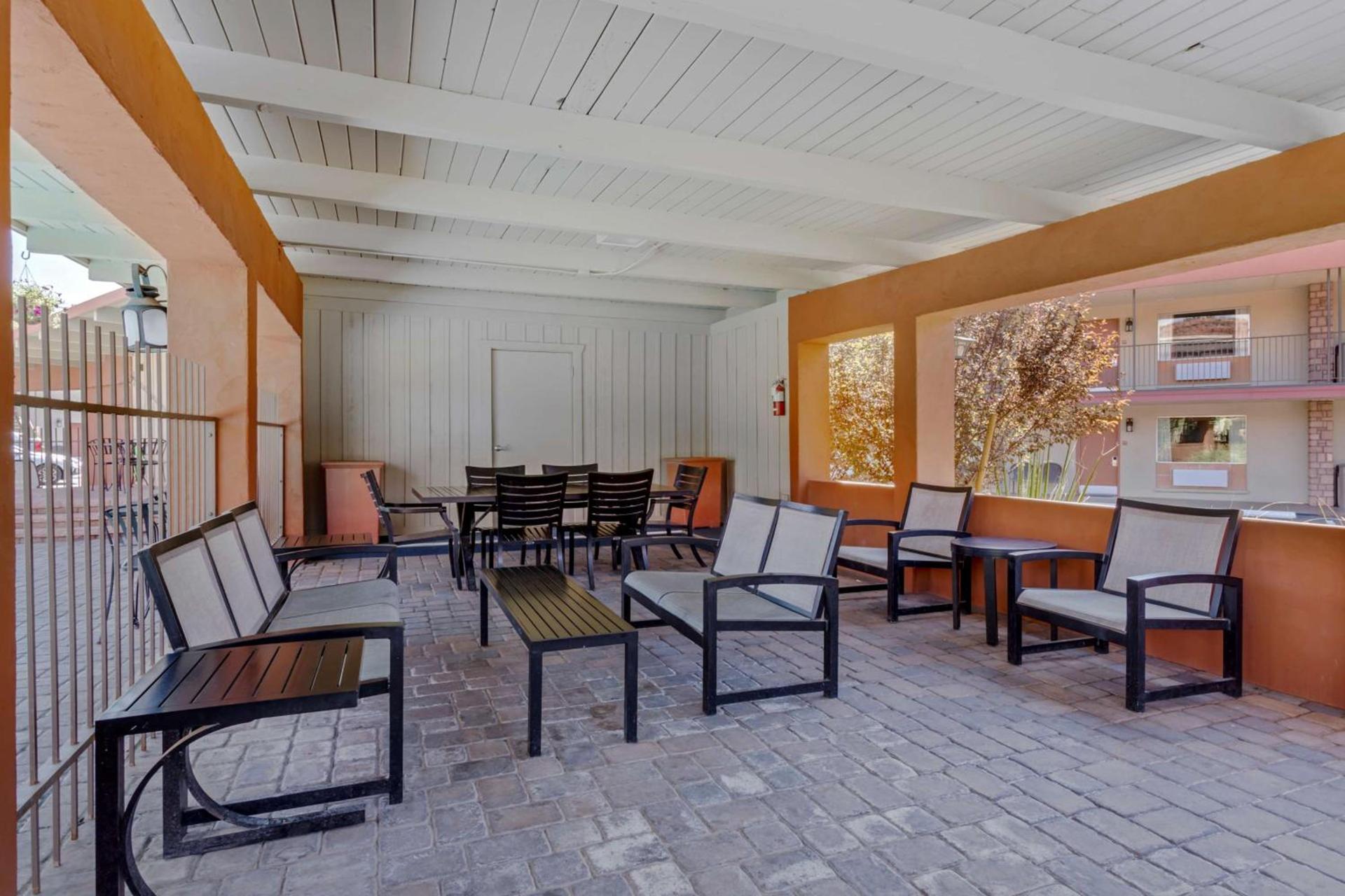 Best Western Red Hills photo 9