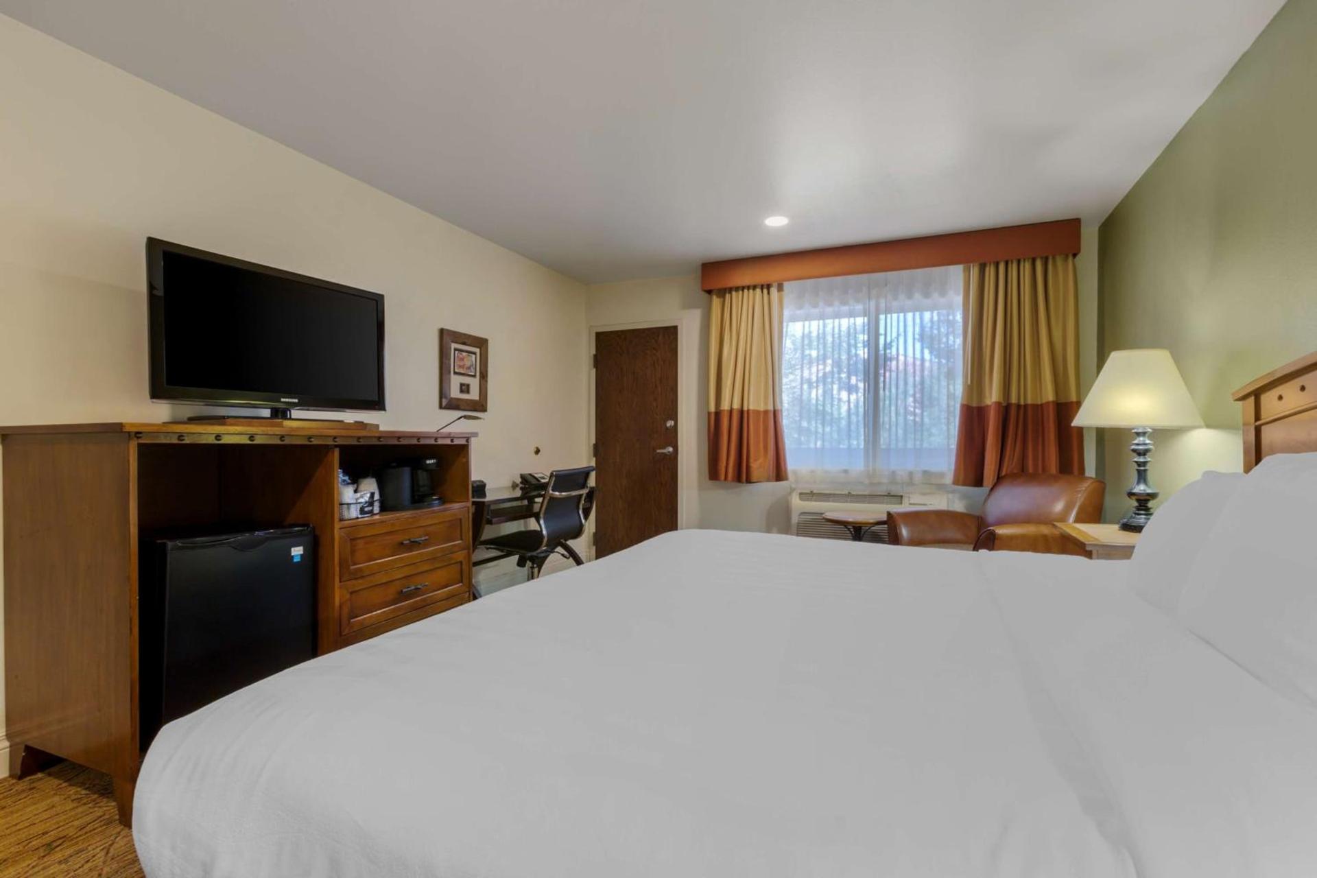 Best Western Red Hills photo 3