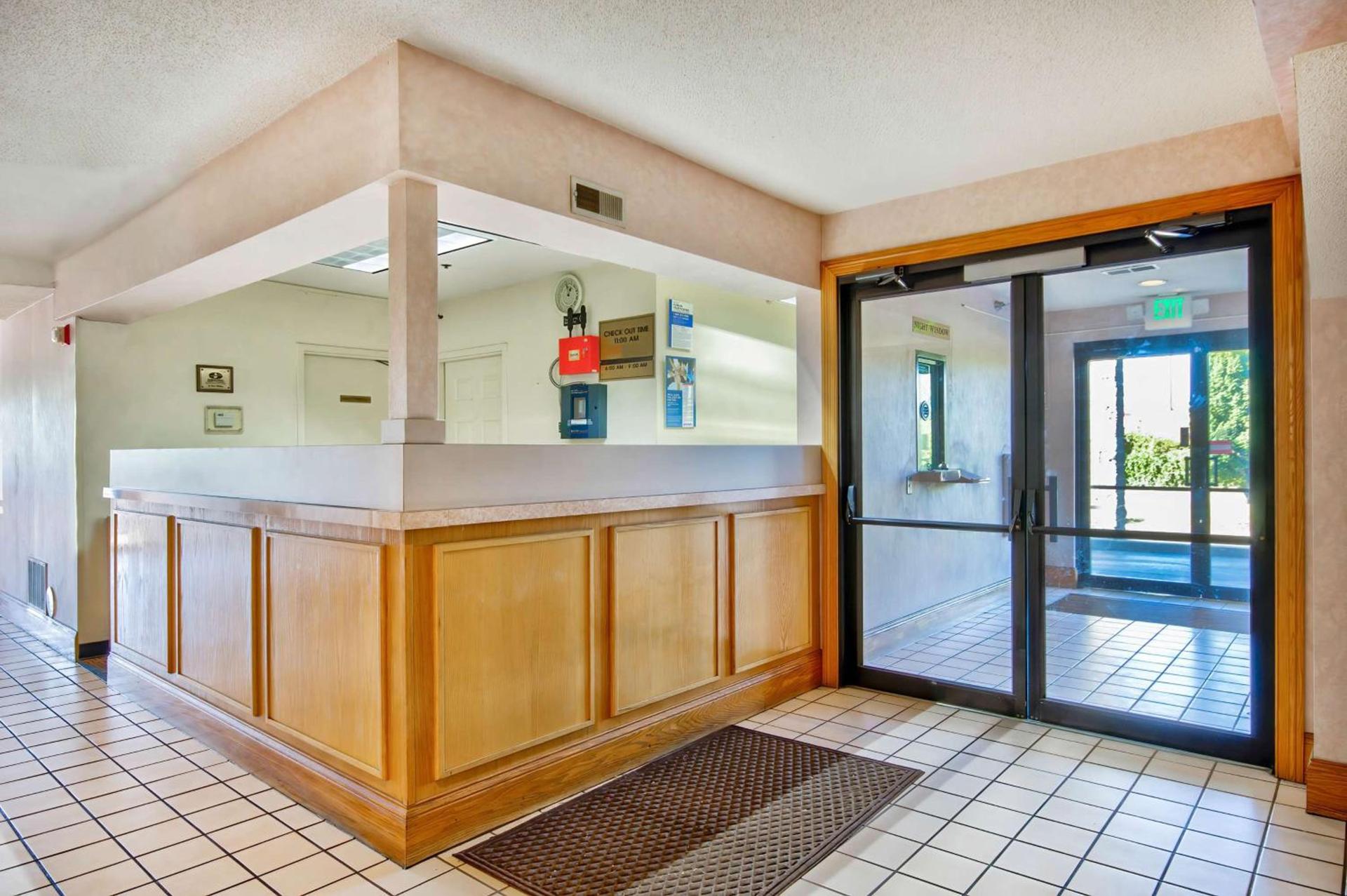 Motel 6 Jeffersonville, IN photo 22