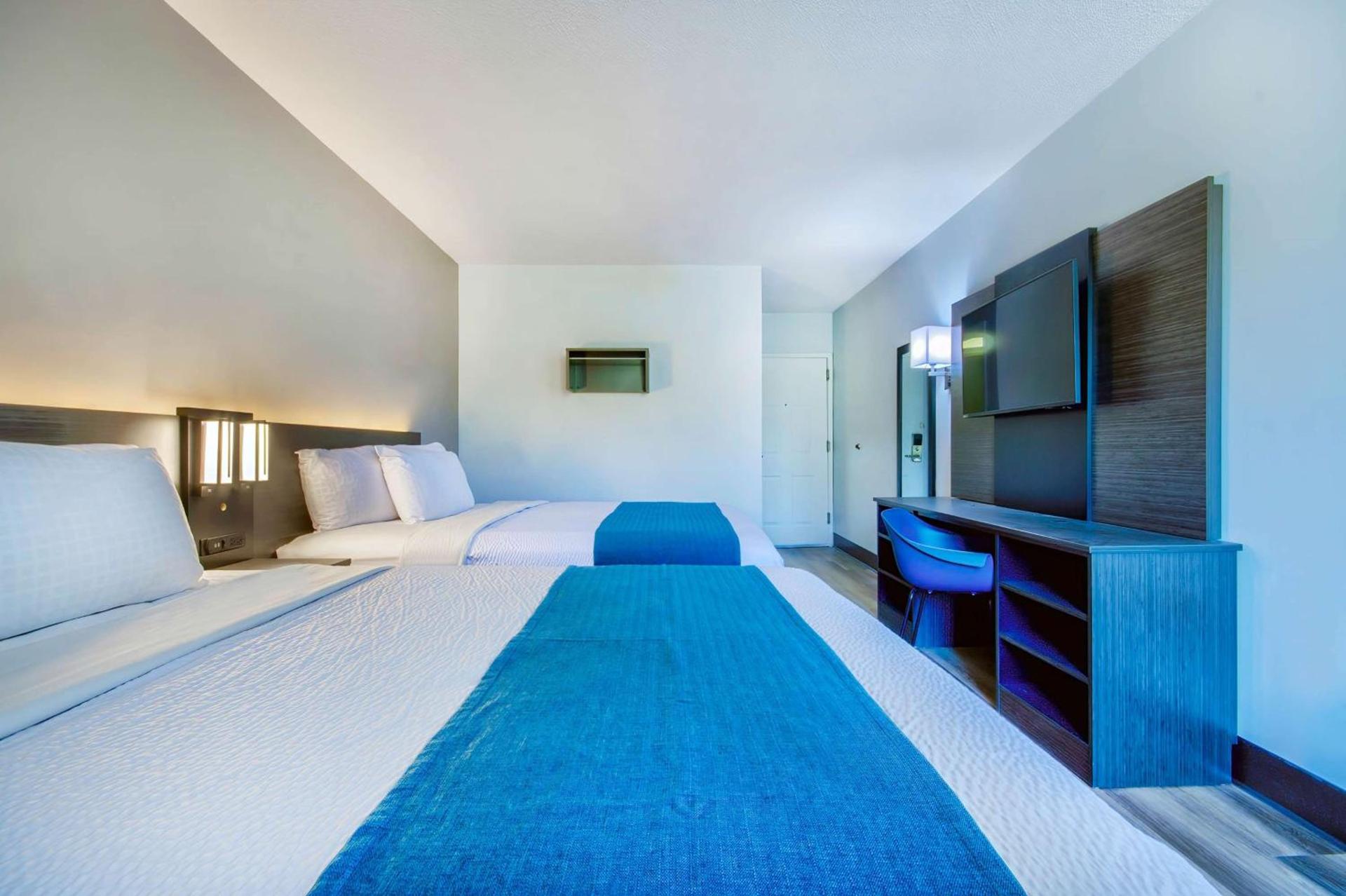 Motel 6 Jeffersonville, IN photo 9