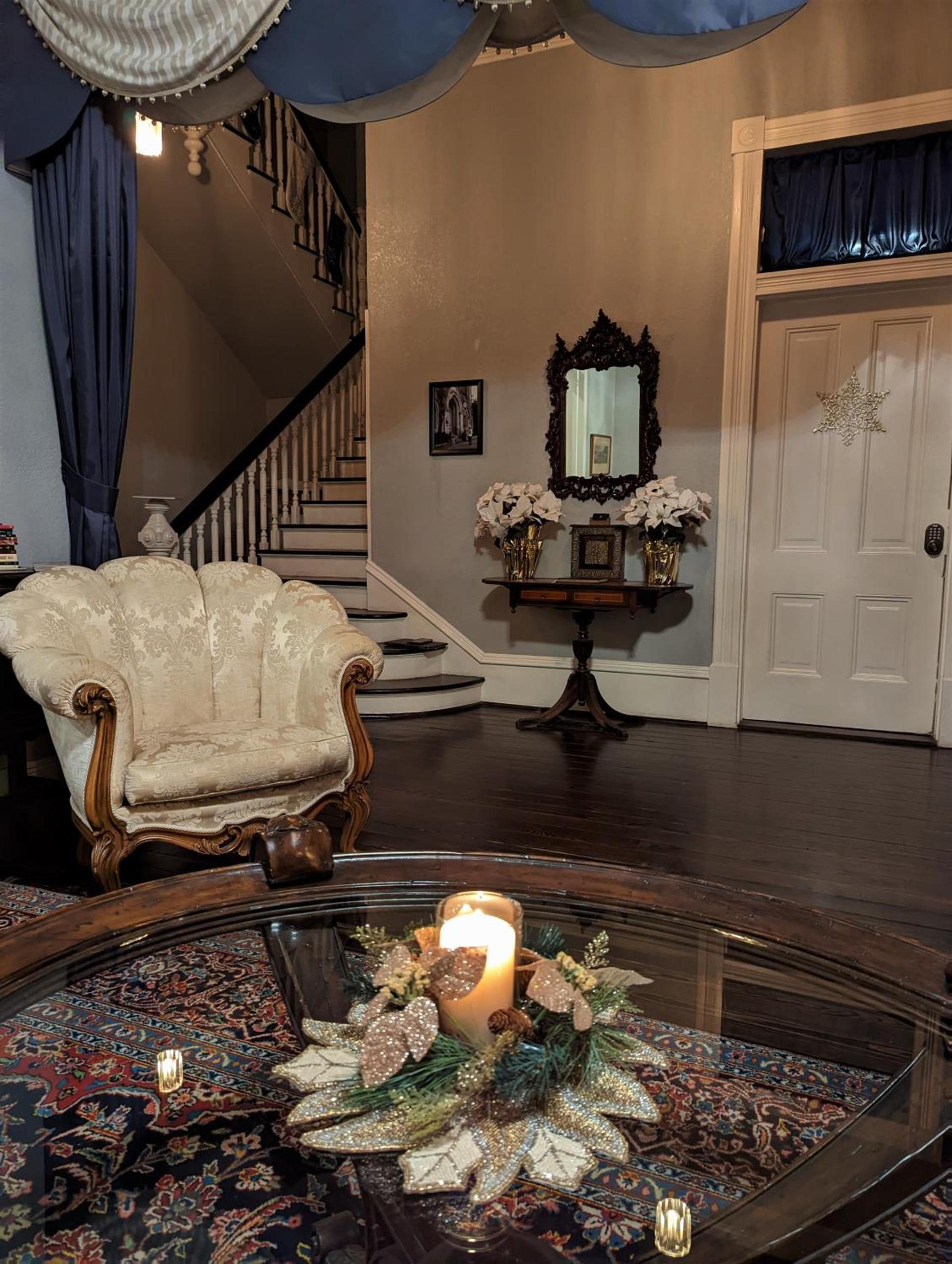 The 1890 Freeman House photo 7