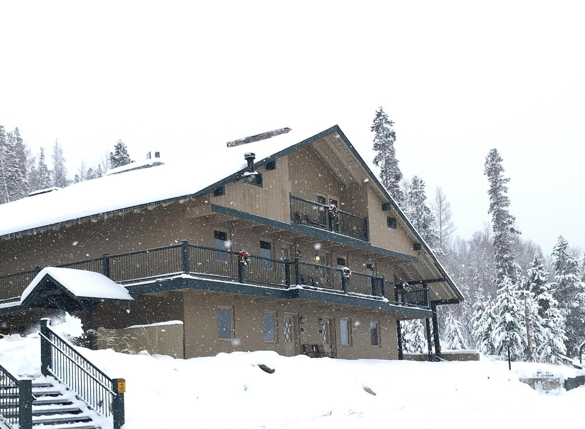 Hideaway Mountain Lodge photo 1