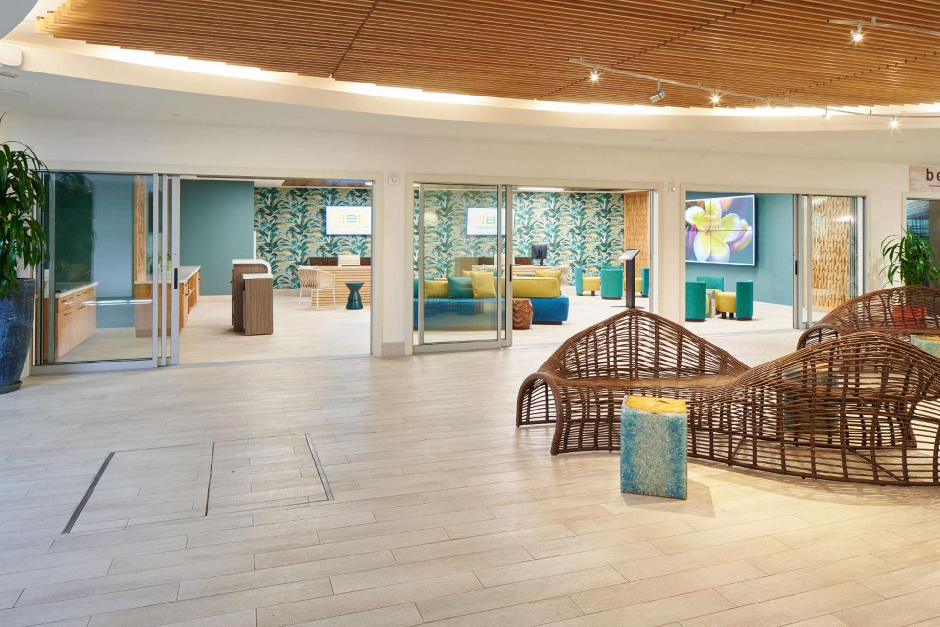 OUTRIGGER Waikiki Beachcomber Hotel photo 9
