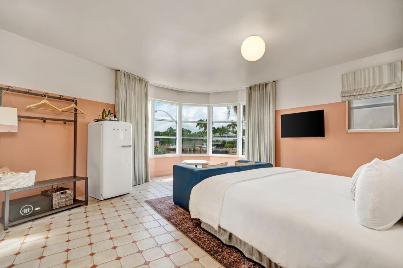 Hotel Trouvail Miami Beach photo 24