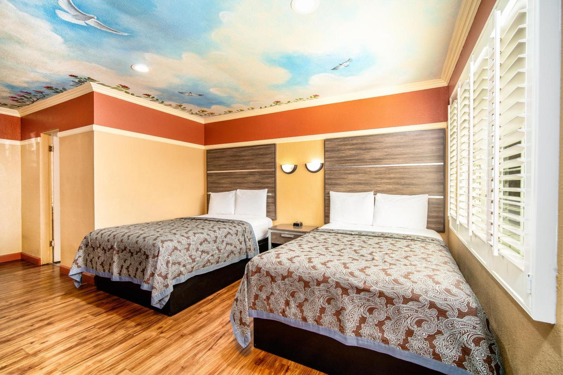 Geneva Motel photo 15