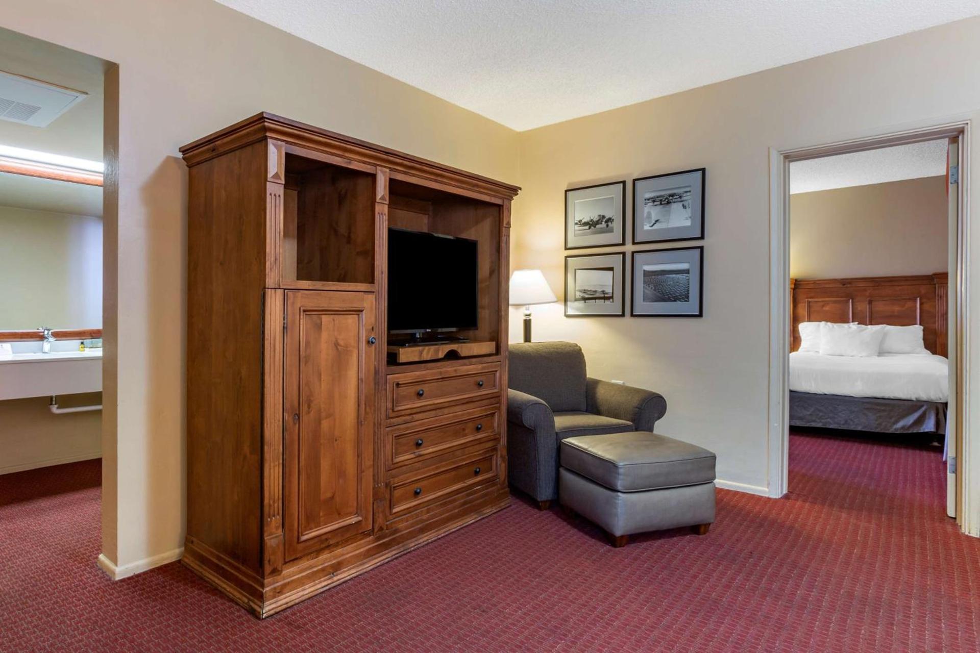 Best Western Plus King's Inn and Suites photo 47