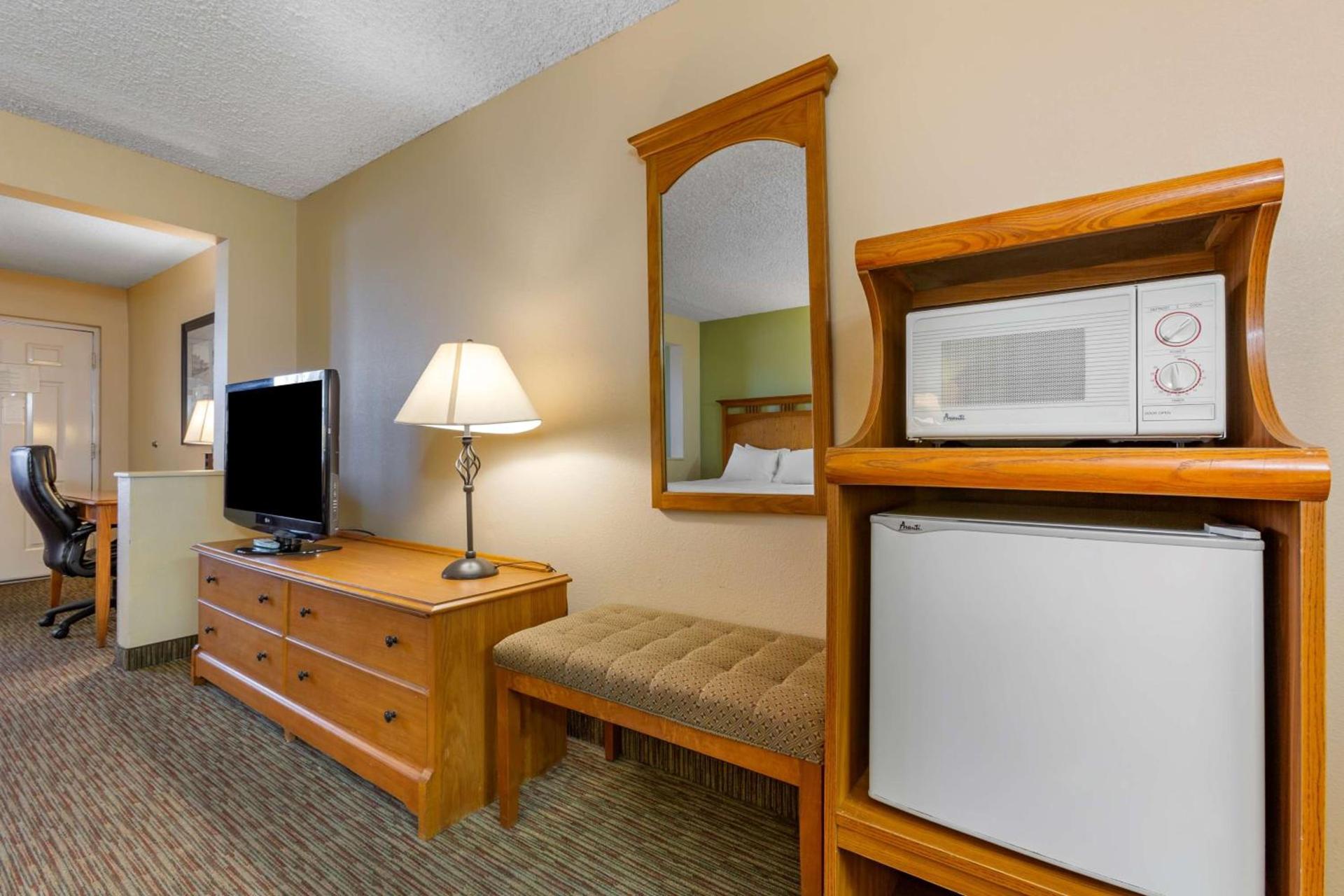 Best Western Plus King's Inn and Suites photo 45