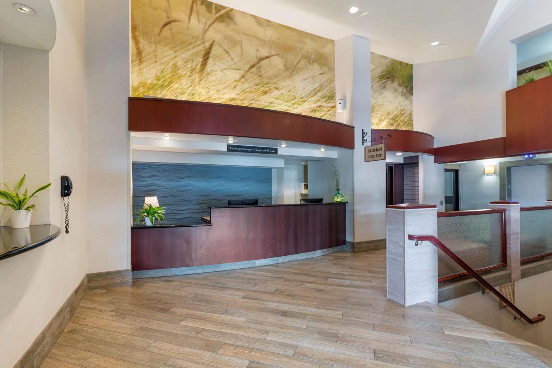 Best Western Plus Ocean View Resort photo 2