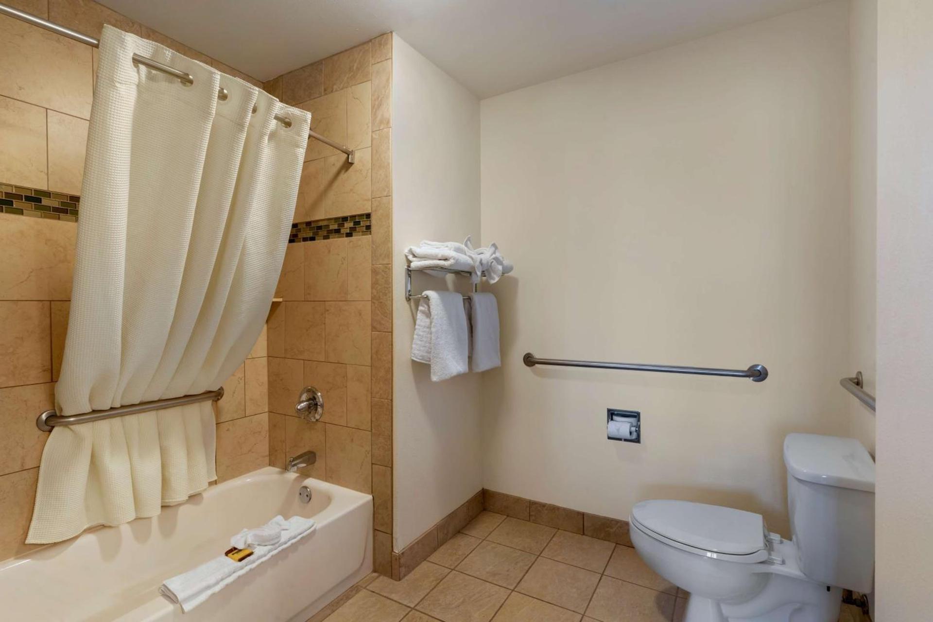 Best Western Plus Ocean View Resort photo 41