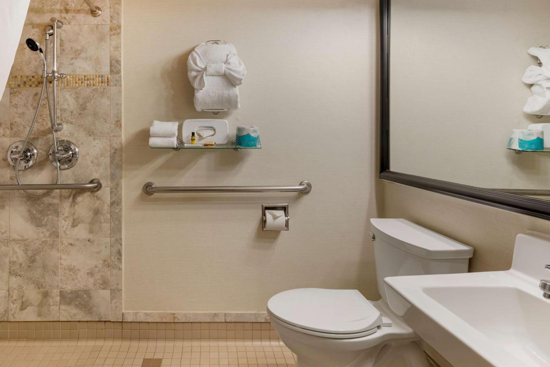 Best Western Plus Ocean View Resort photo 47