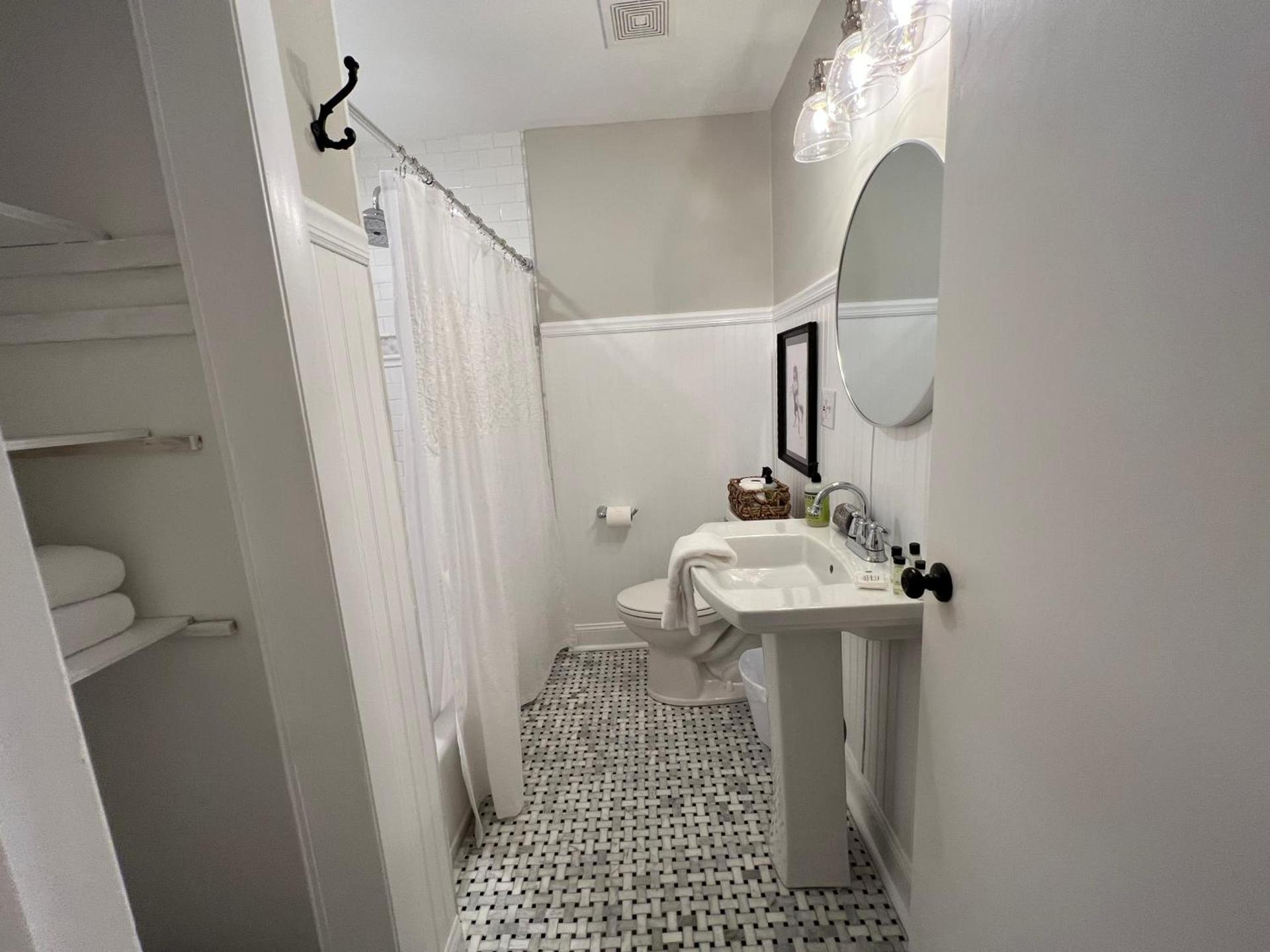 Rose Hill Inn photo 89