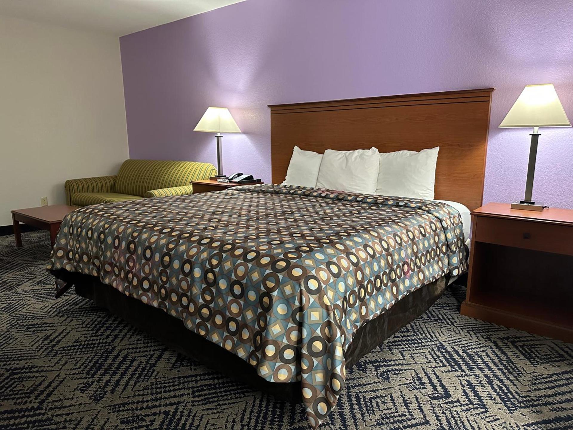 Baymont by Wyndham Omaha SW photo 10