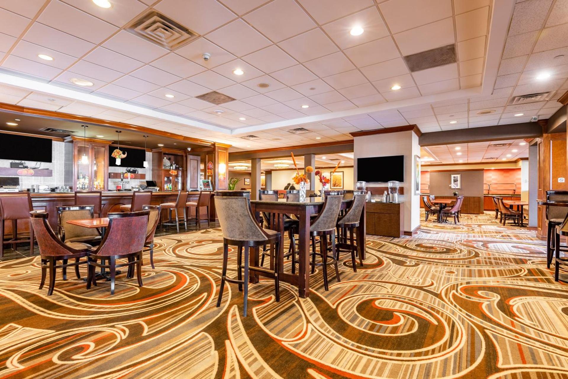 Wyndham Omaha Hotel - West Dodge photo 7