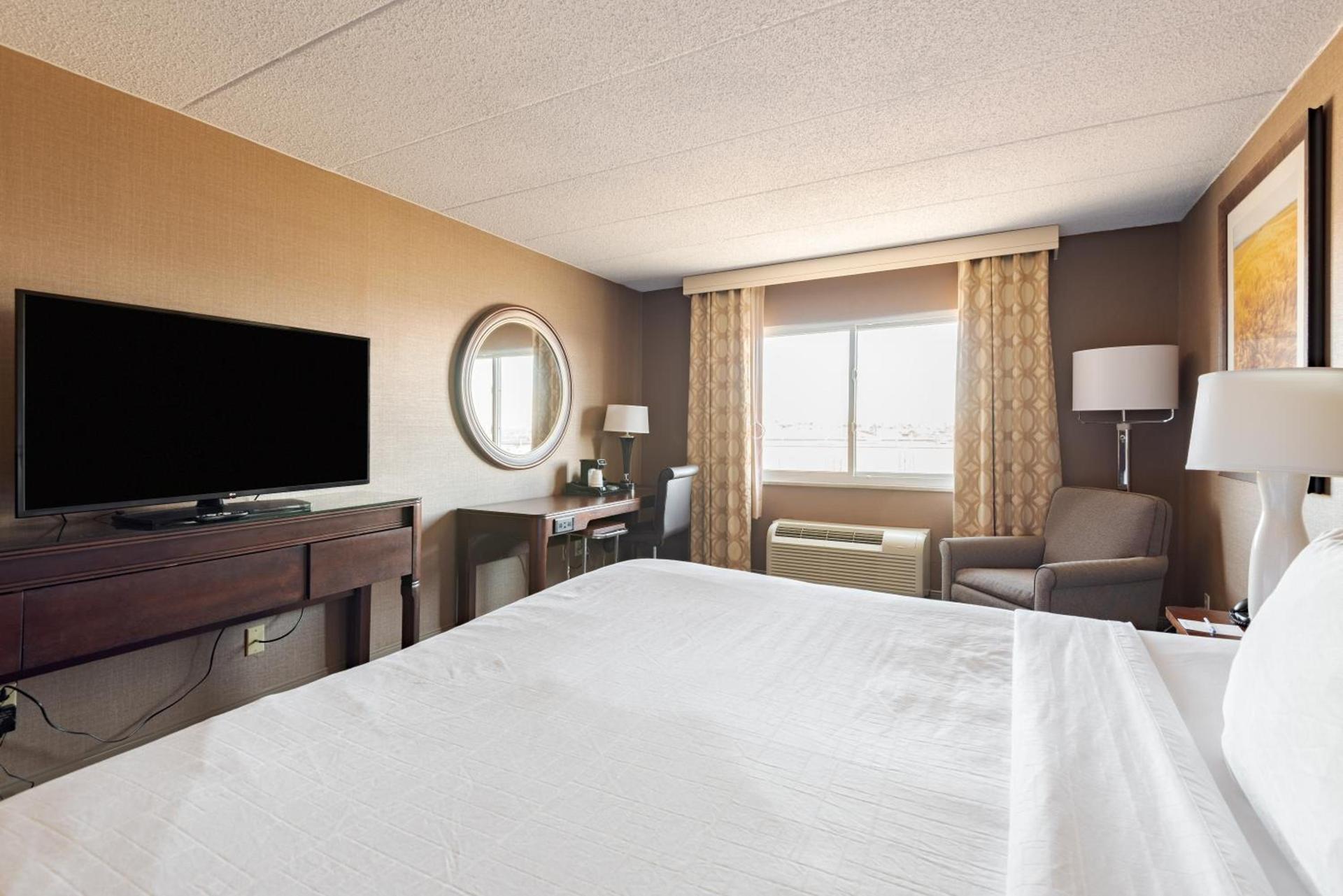 Wyndham Omaha Hotel - West Dodge photo 32