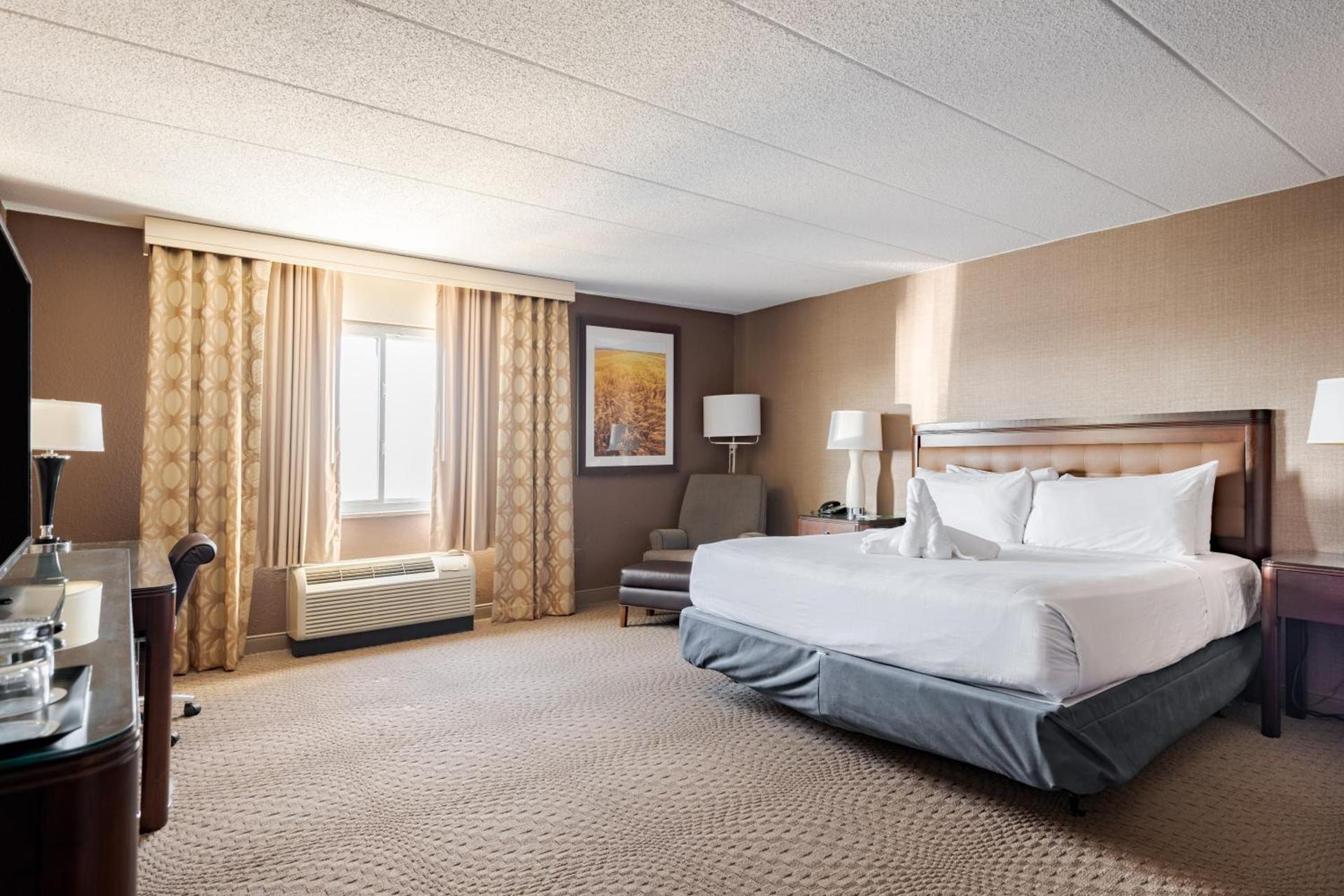Wyndham Omaha Hotel - West Dodge photo 34