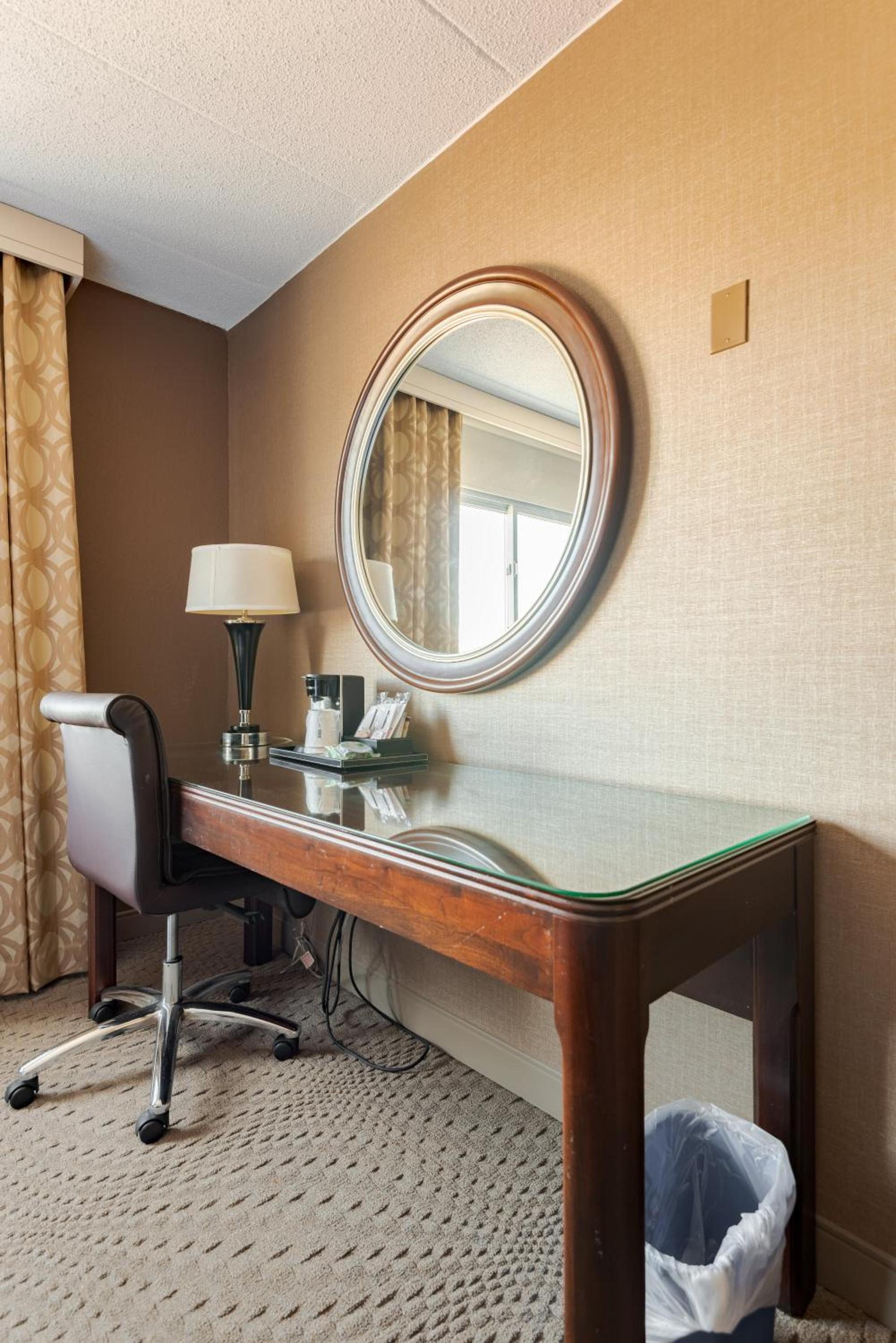 Wyndham Omaha Hotel - West Dodge photo 45