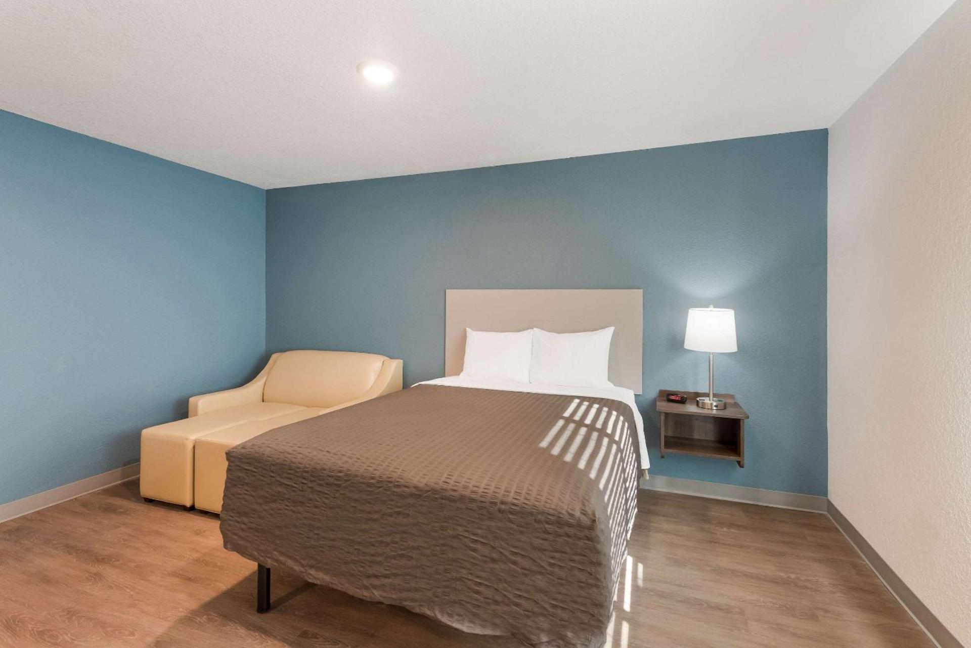 WoodSpring Suites Dayton North photo 15