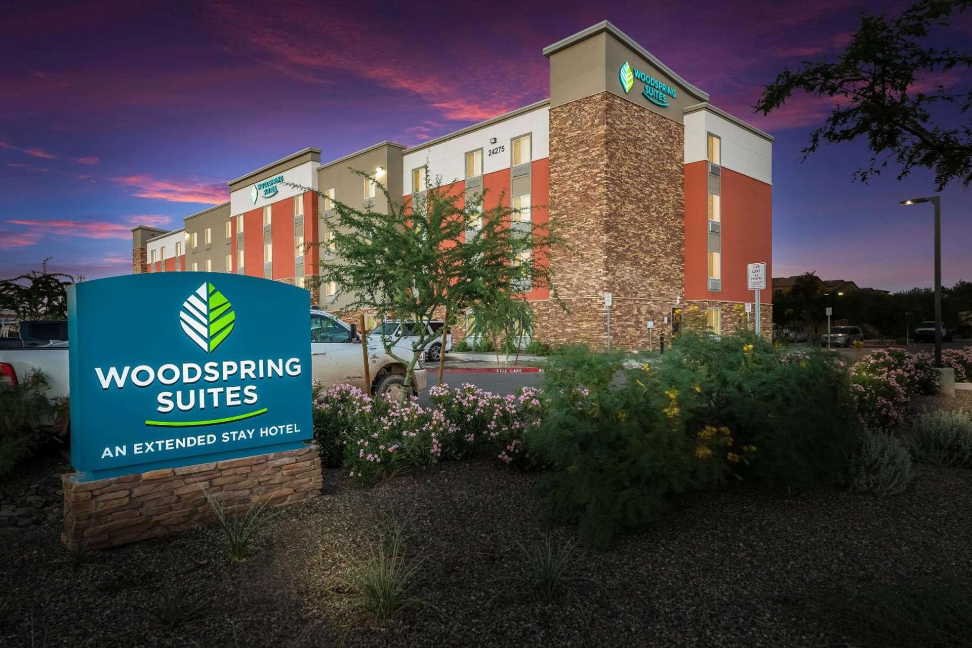 WoodSpring Suites Phoenix-Deer Valley photo 4