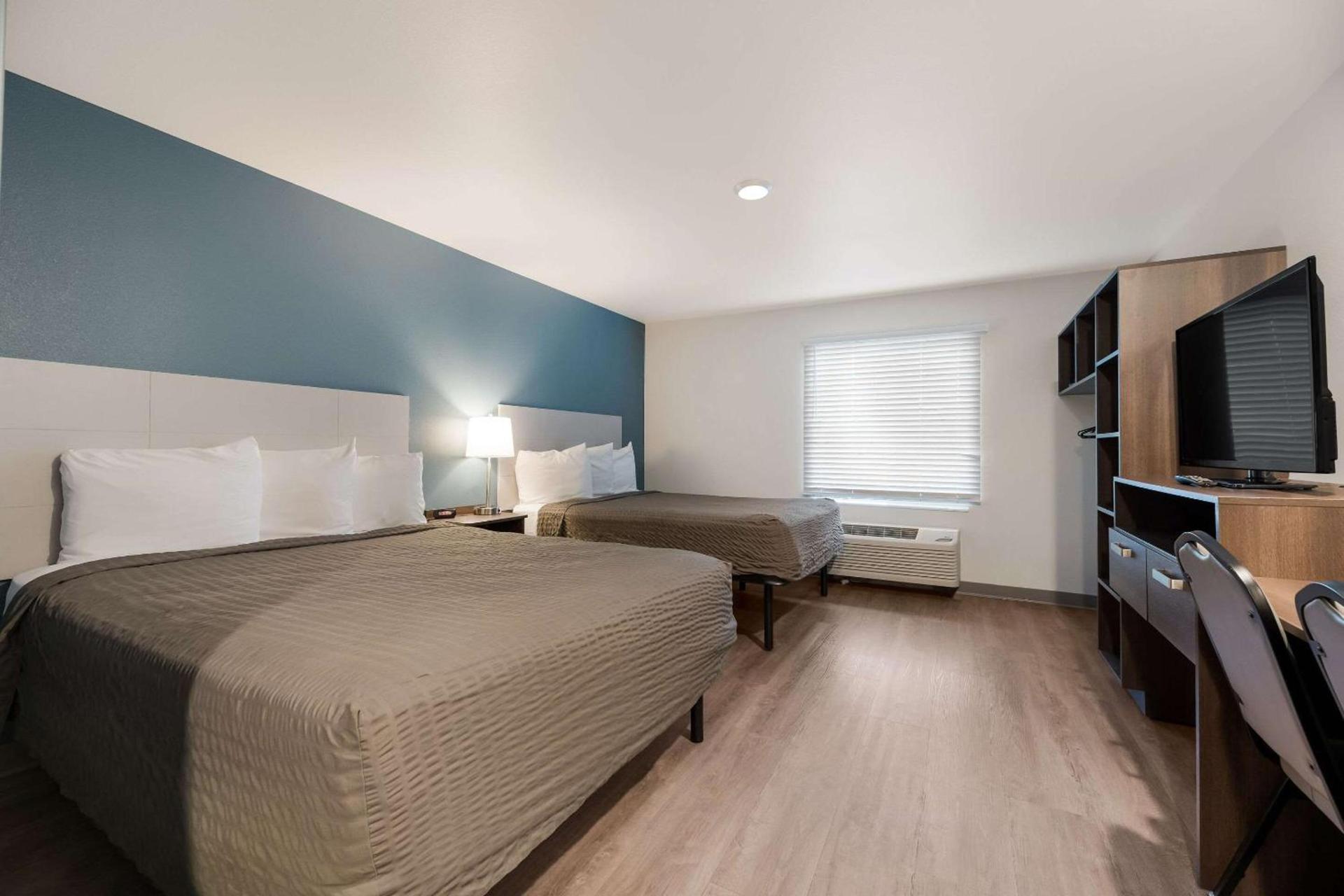 WoodSpring Suites Phoenix-Deer Valley photo 18