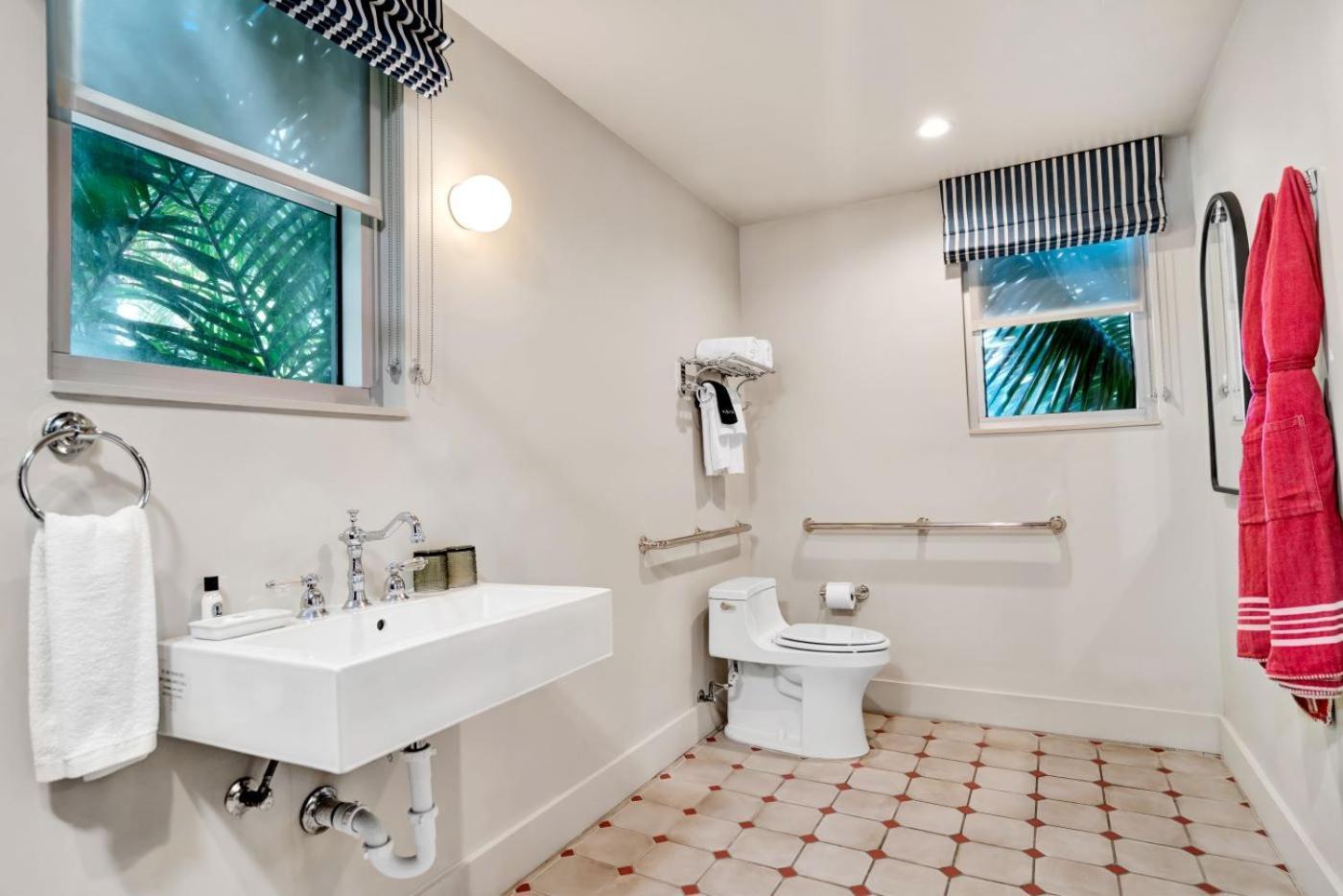 Hotel Trouvail Miami Beach photo 29