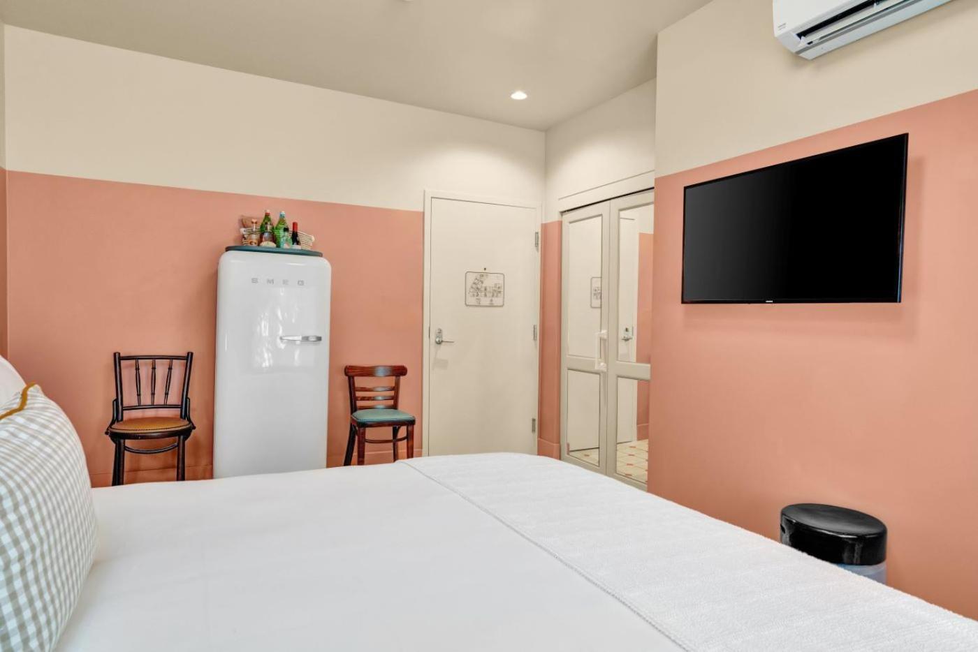 Hotel Trouvail Miami Beach photo 36
