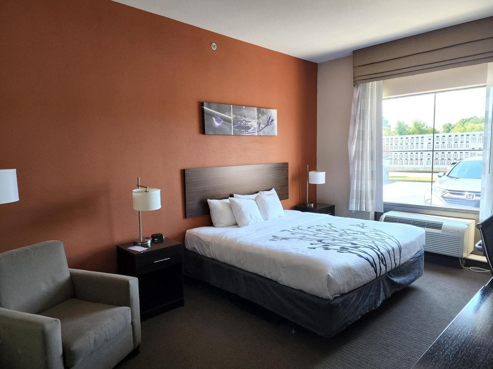 Sleep Inn & Suites Dyersburg I-155 photo 46