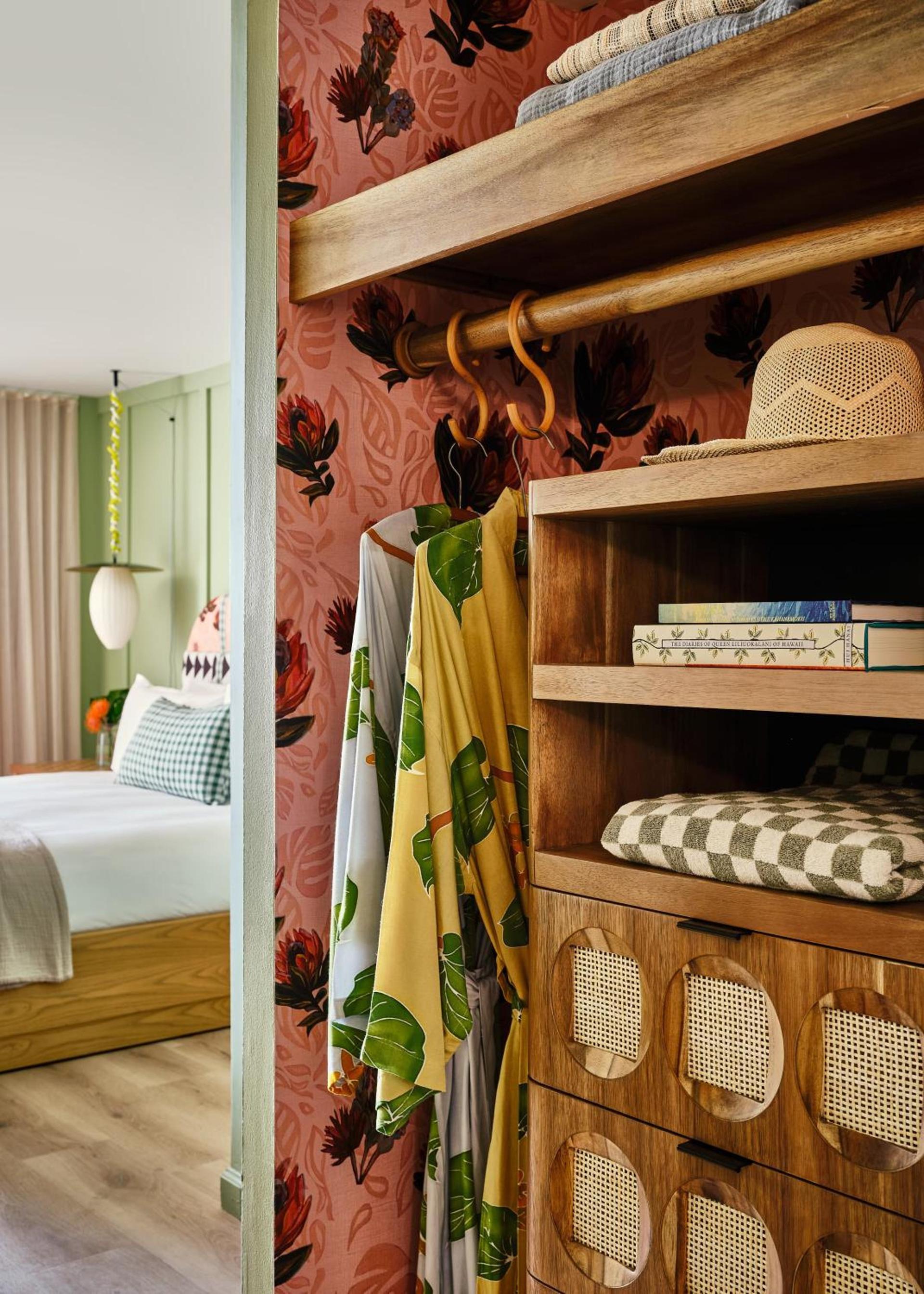 Wayfinder Waikiki - Voted Top 10 Best Hotels in Hawaii! photo 39