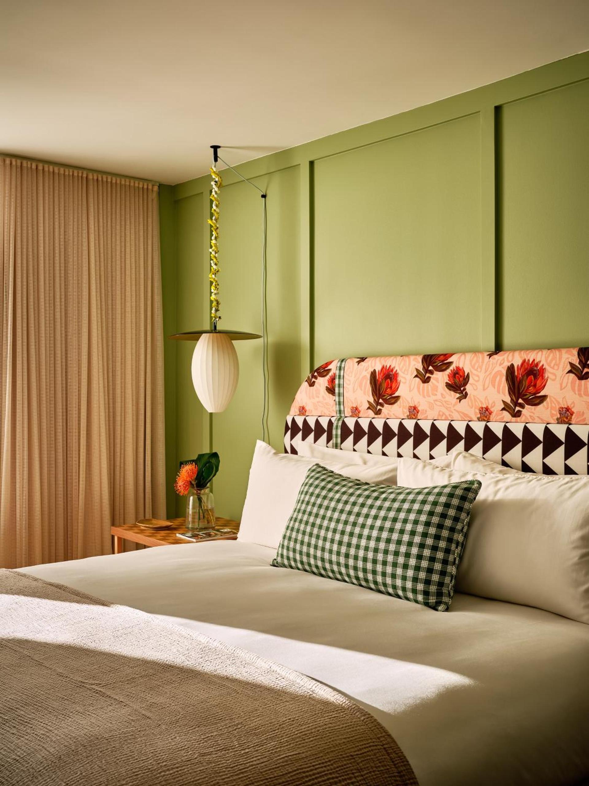 Wayfinder Waikiki - Voted Top 10 Best Hotels in Hawaii! photo 29