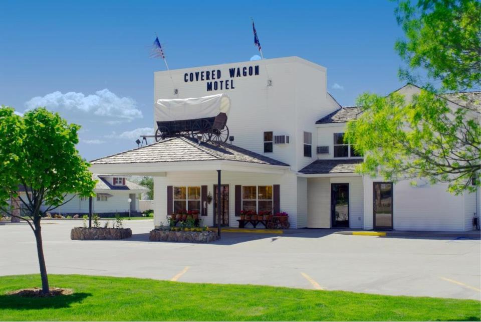 Covered Wagon Motel Lusk WY — hotel in Lusk