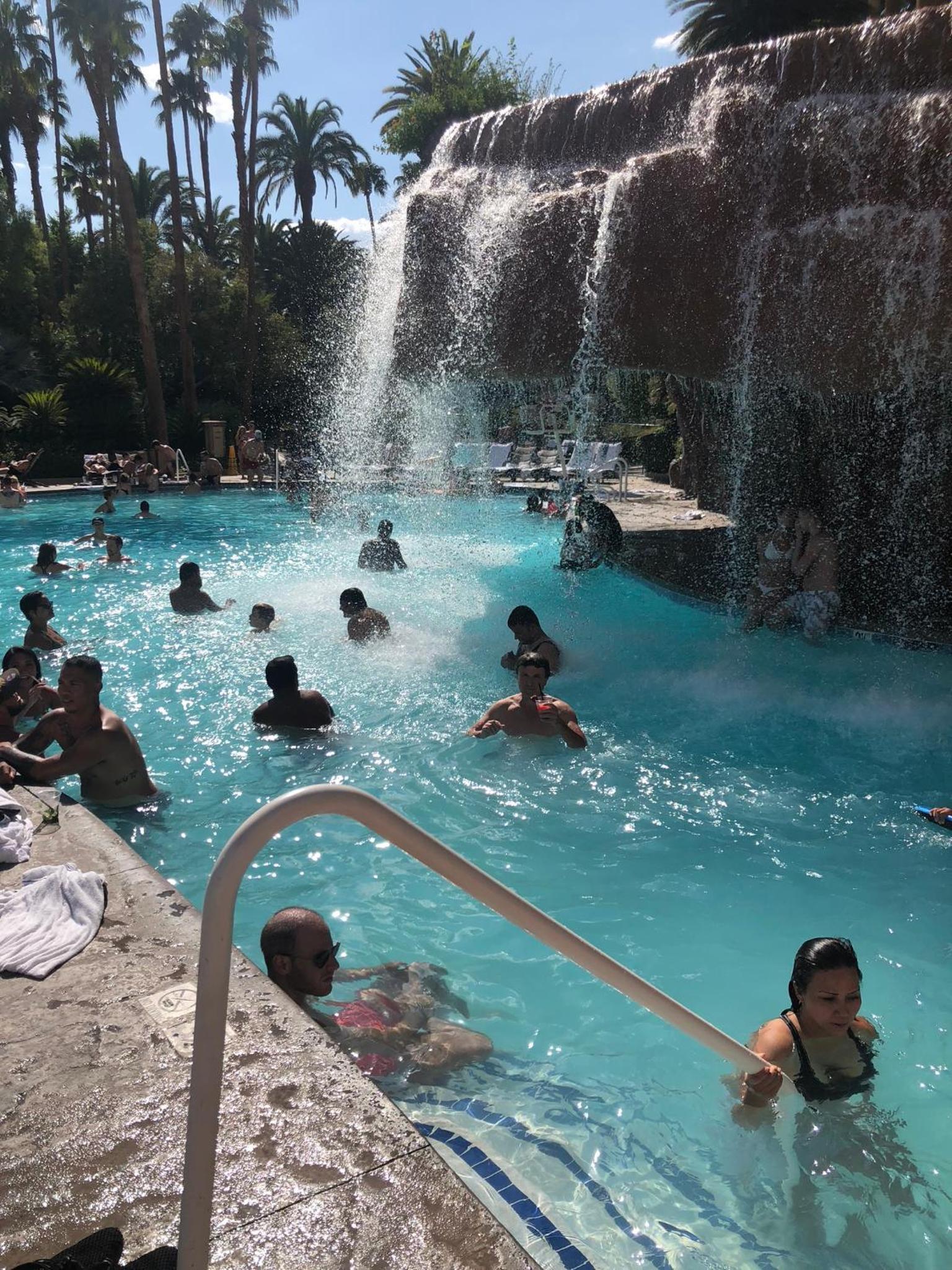 MGM Signature free parking No resort fee photo 13