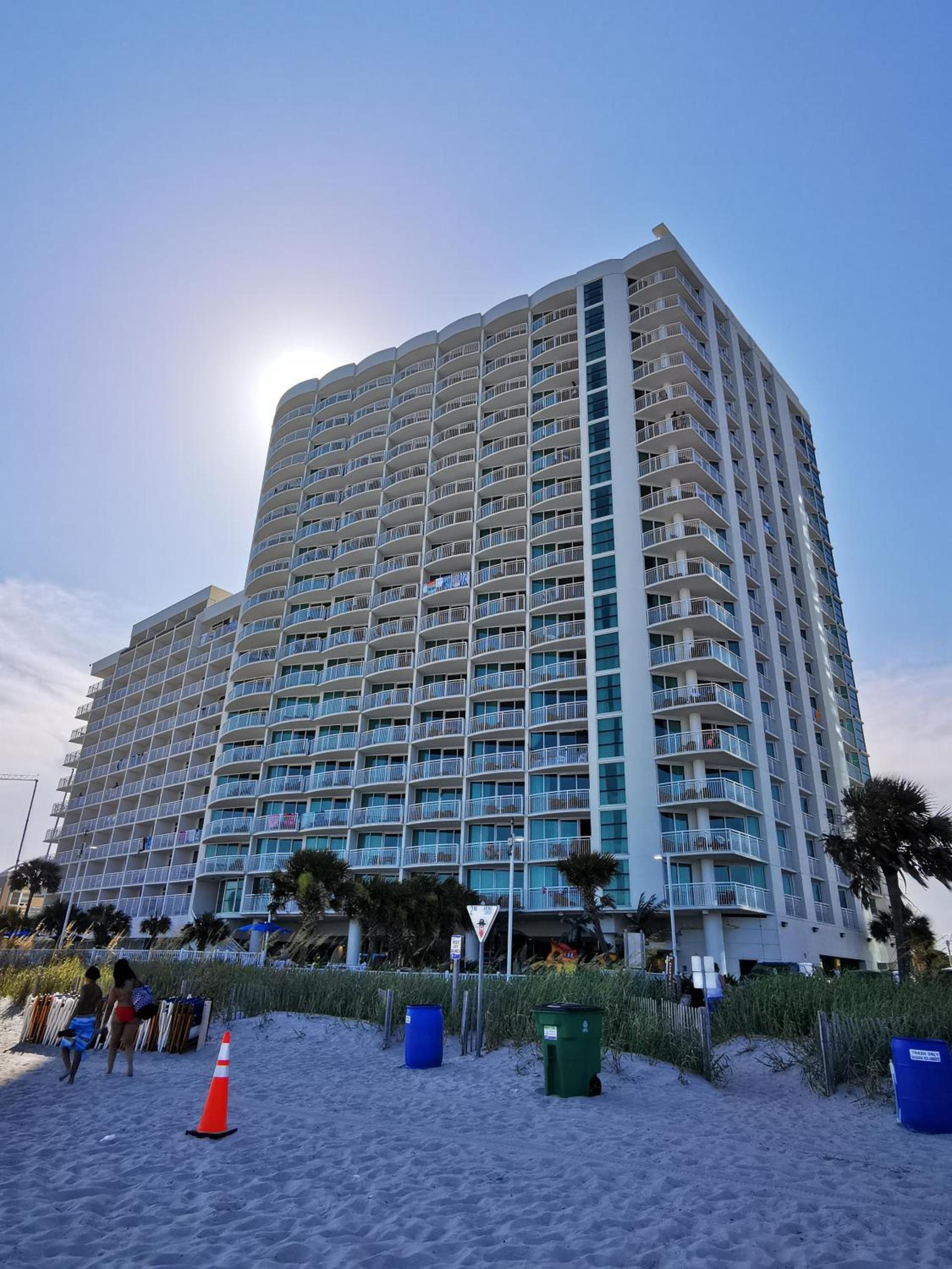 Gorgeous Condo 3 Br 3 Balconies SB 11th Floor photo 1