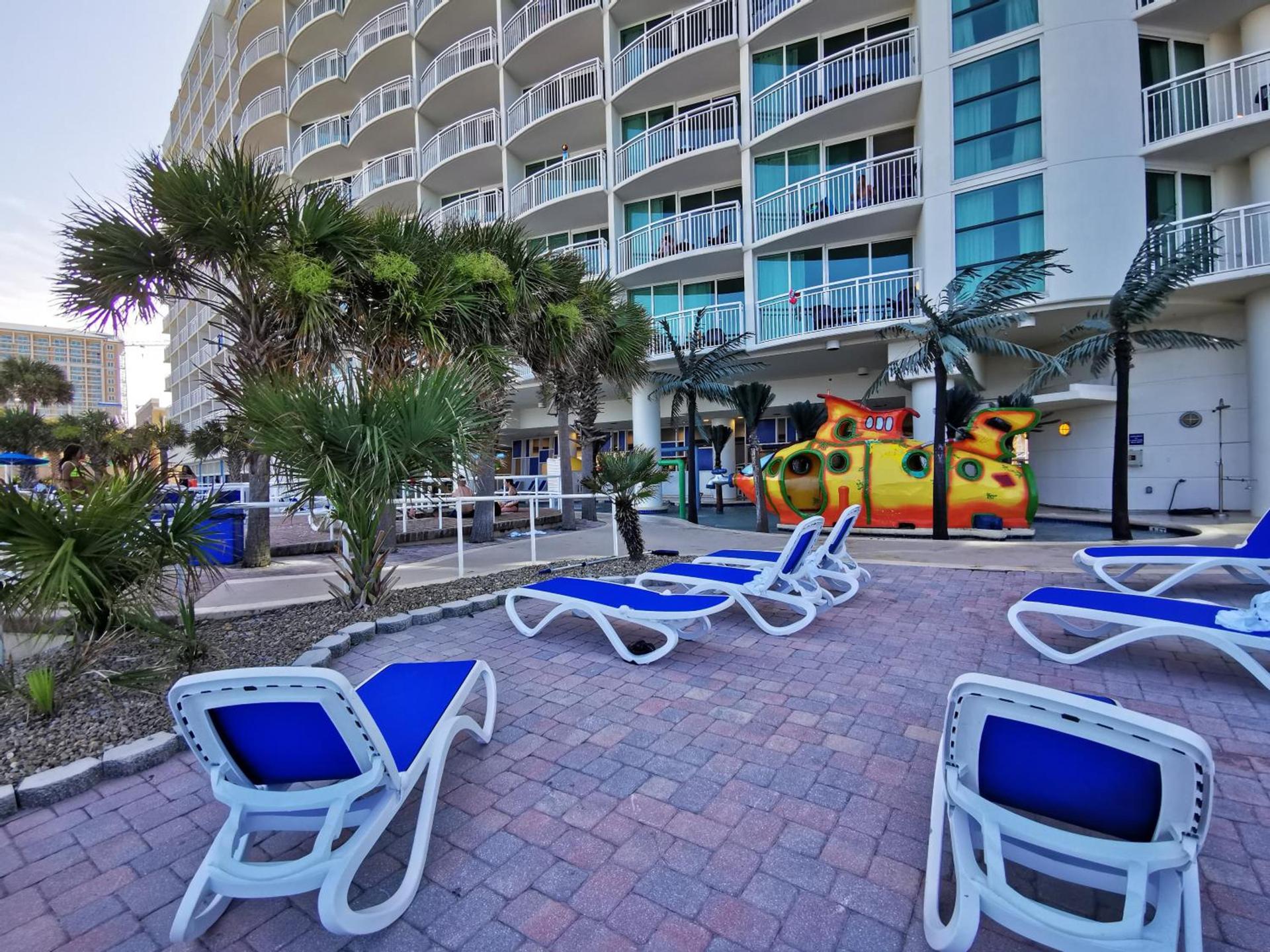 Gorgeous Condo 3 Br 3 Balconies SB 11th Floor photo 9
