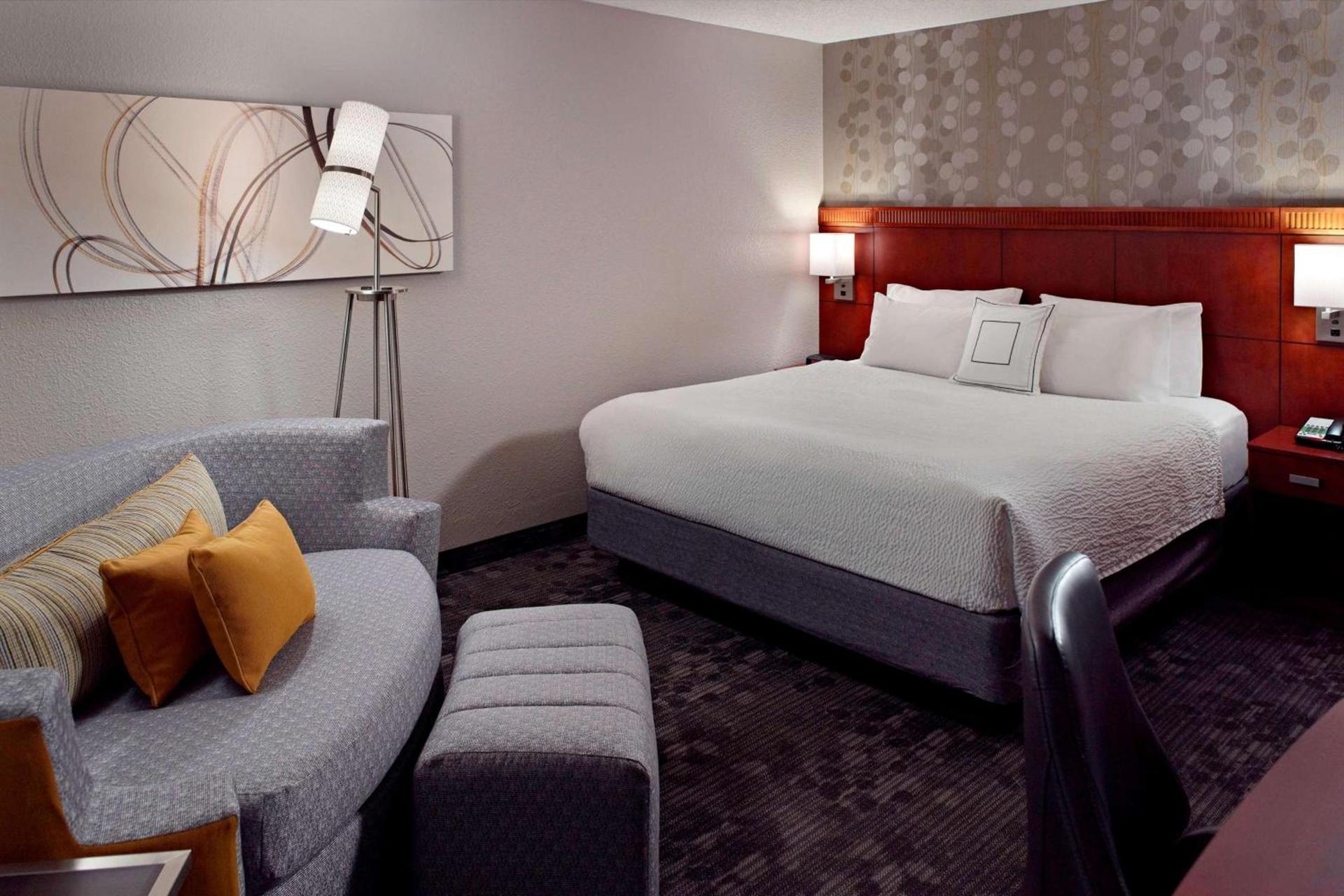 Sonesta Select Atlanta Cumberland Galleria Ballpark photo 10