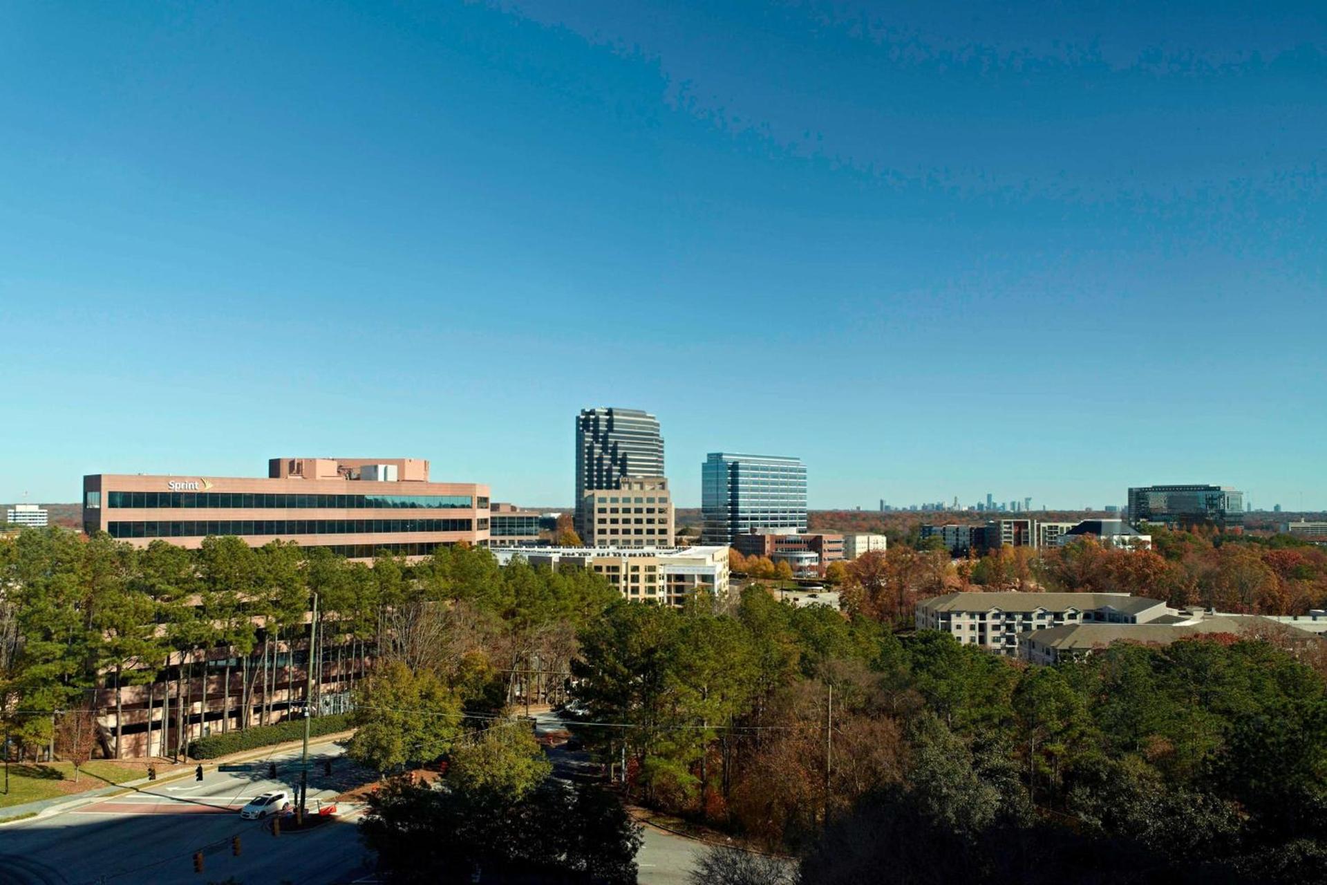 Sonesta Select Atlanta Cumberland Galleria Ballpark photo 14