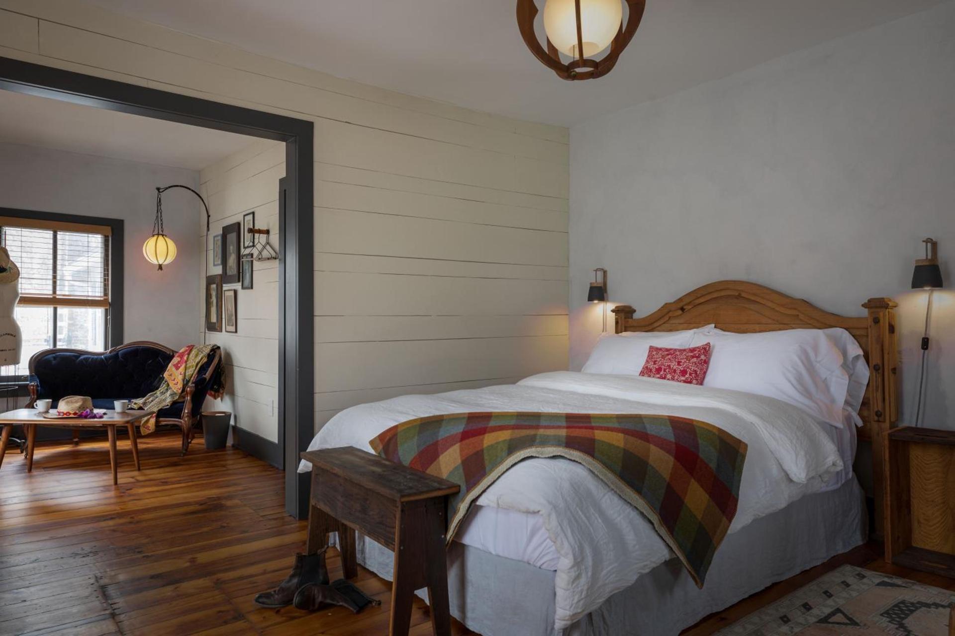 Howland House photo 27