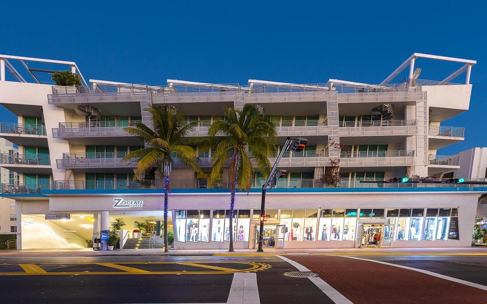 Boutique Suites 3 min walk to beach photo 1