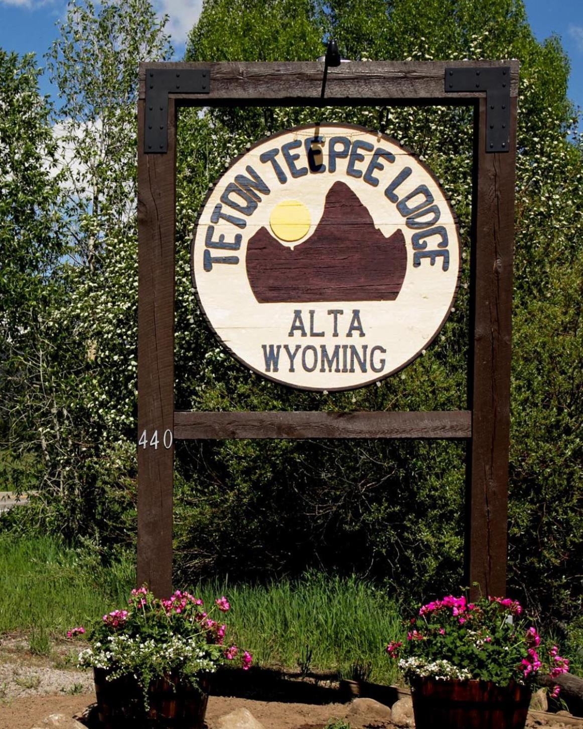Teton Teepee Lodge photo 26