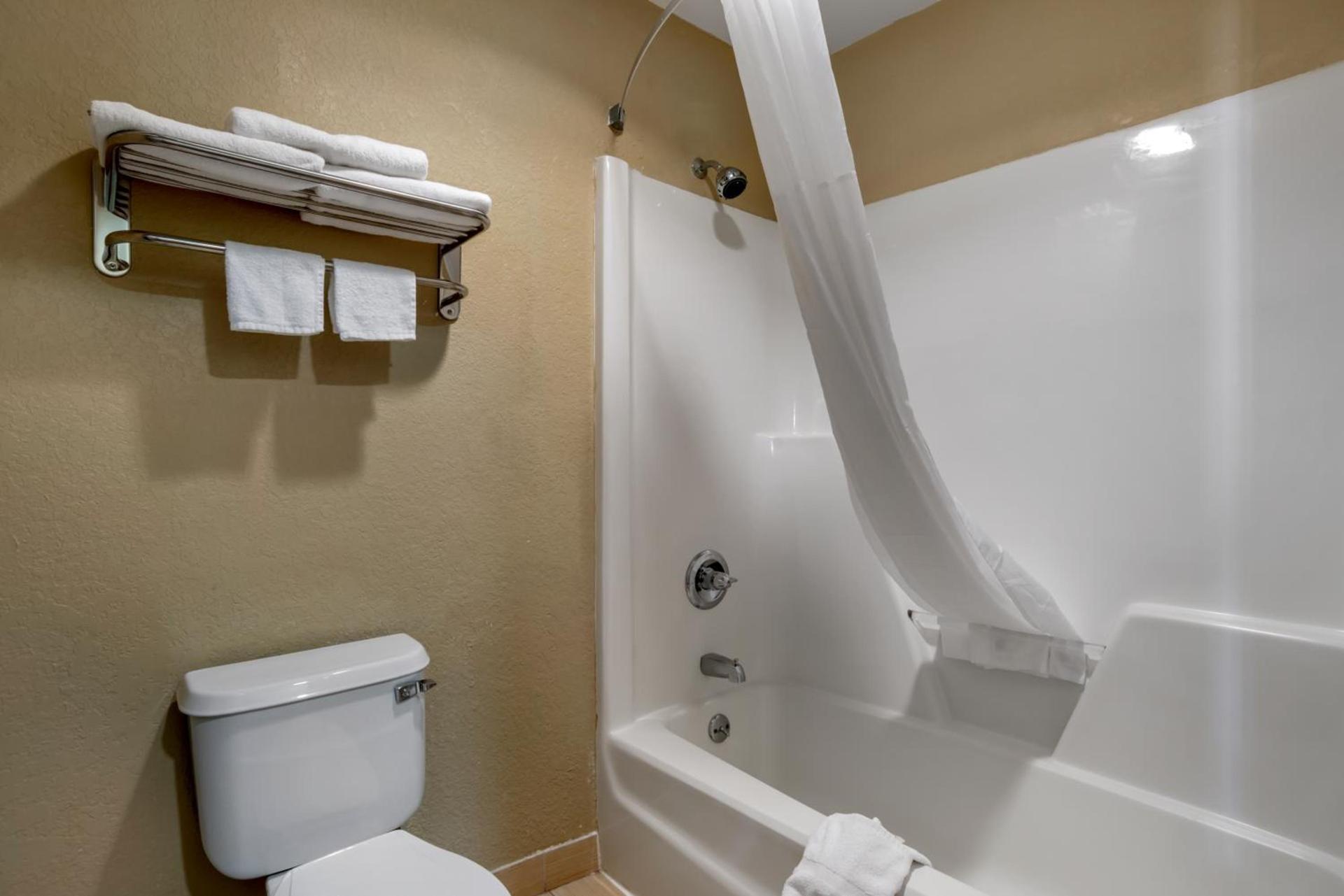 Quality Inn Phenix City Columbus photo 52