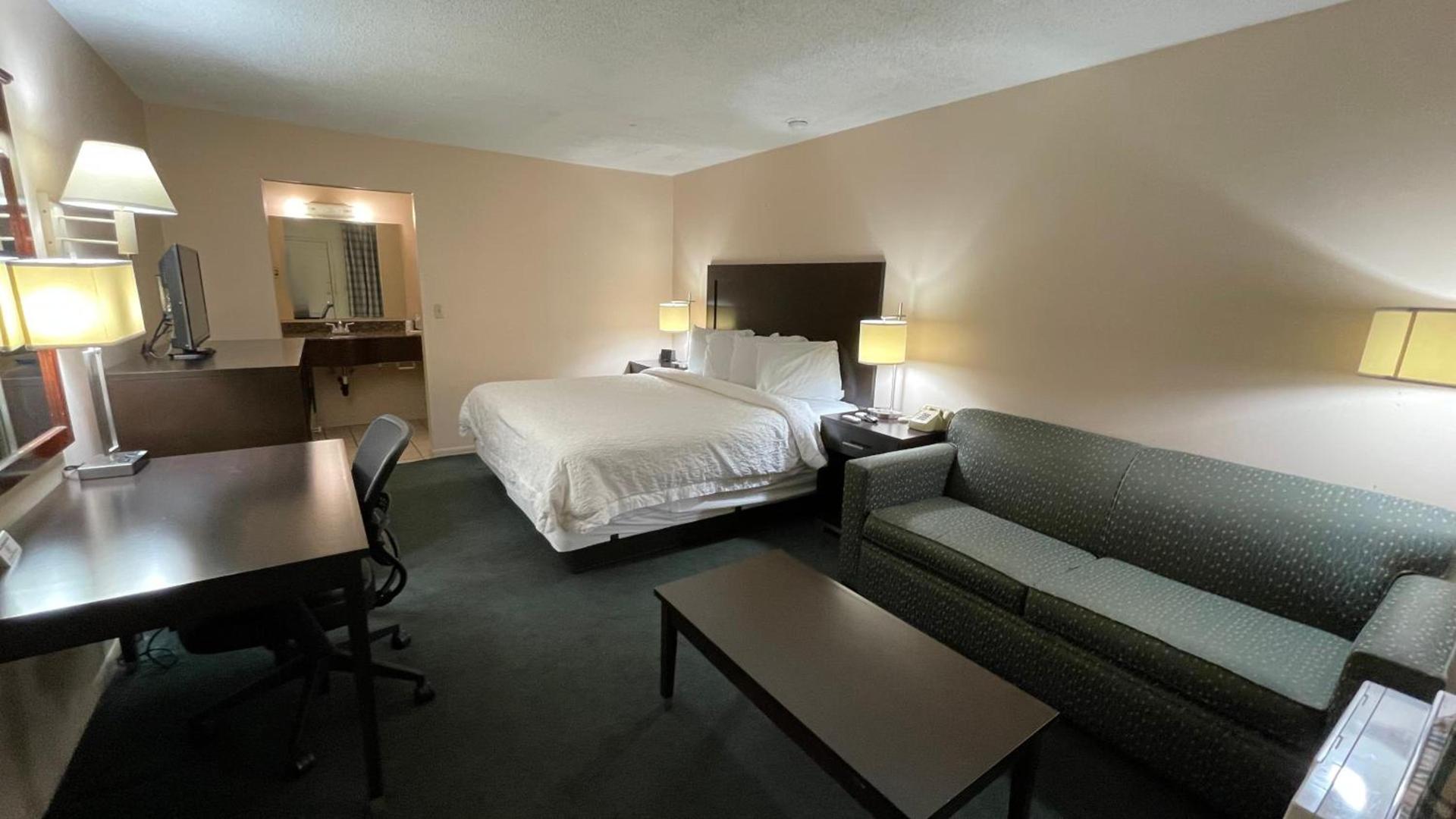 Slumber Inn Harrisonville photo 4