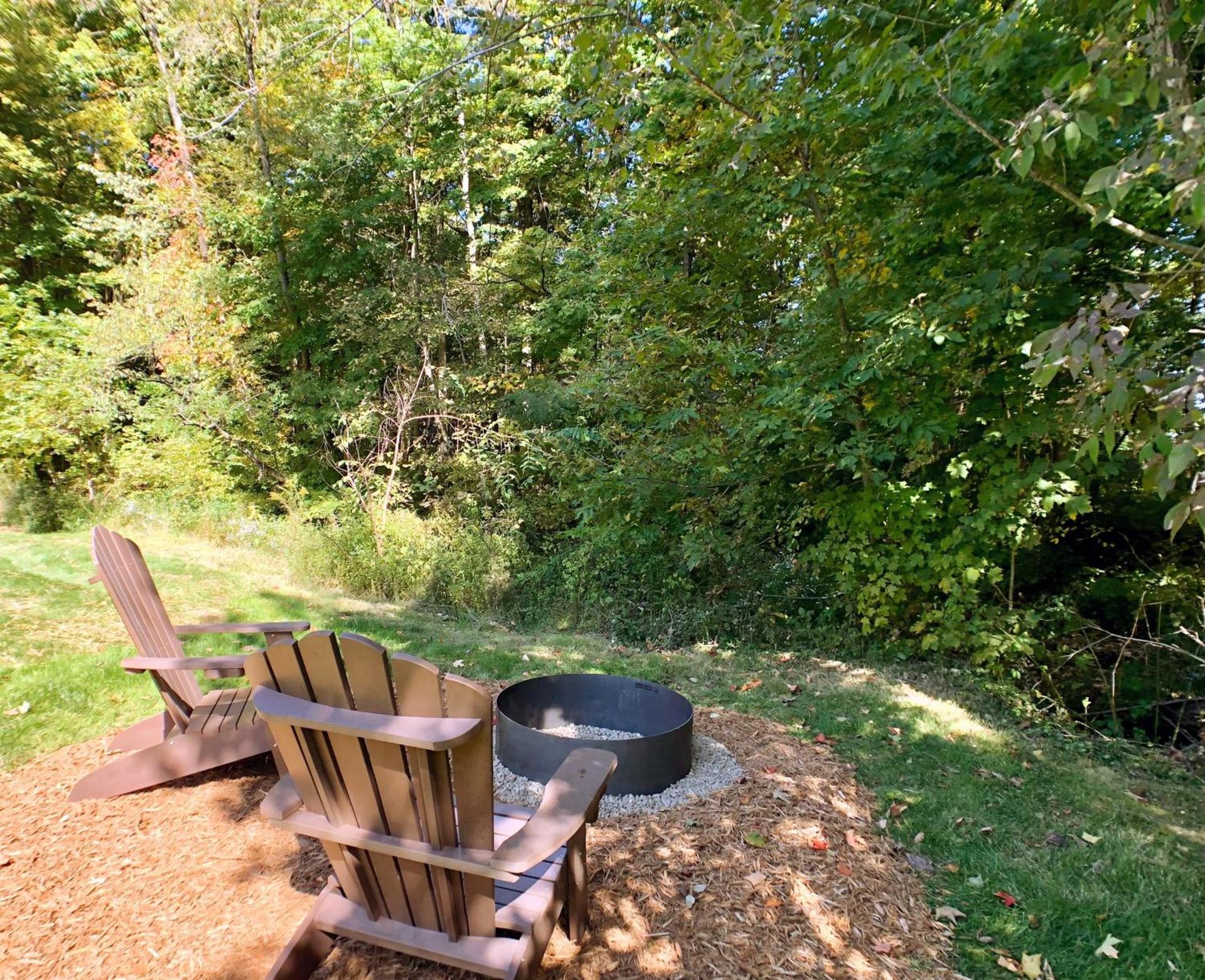 Sojourner's Lodge & Log Cabin Suites photo 79