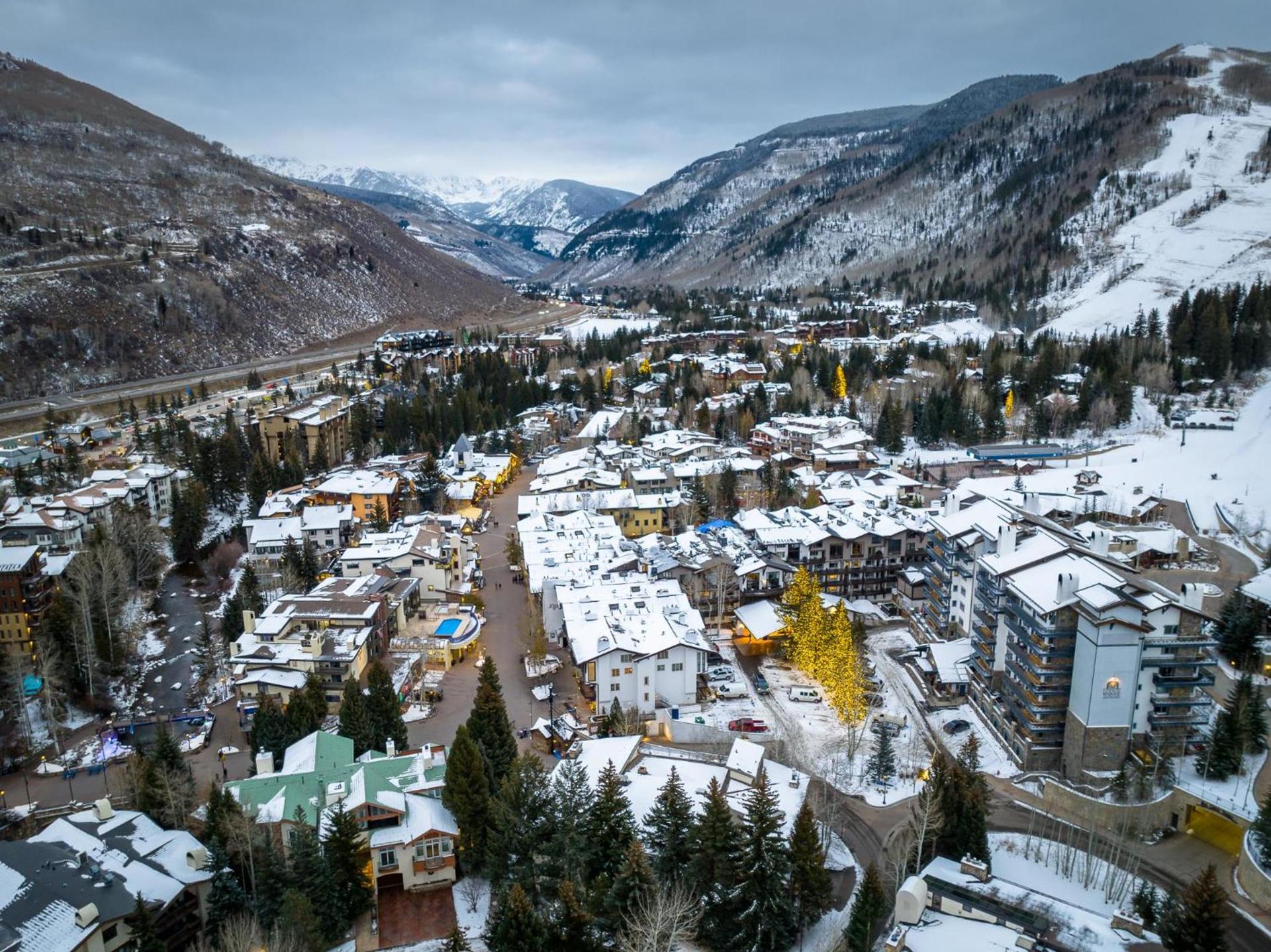 Lodge at Vail Condominiums photo 28