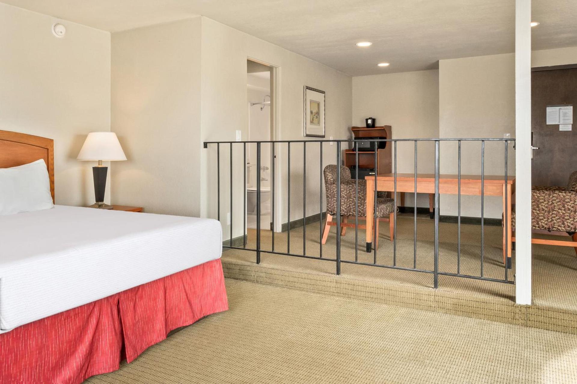 Golden Sails Hotel photo 24