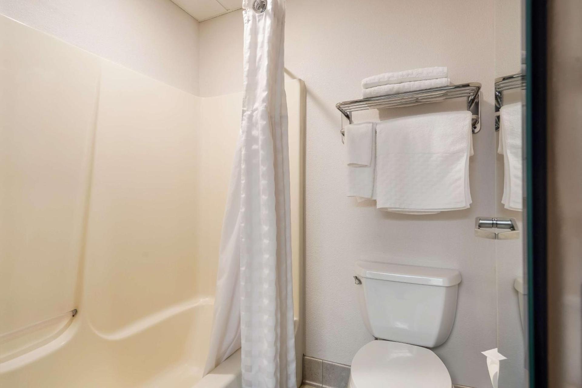 Best Western Lock Haven photo 32