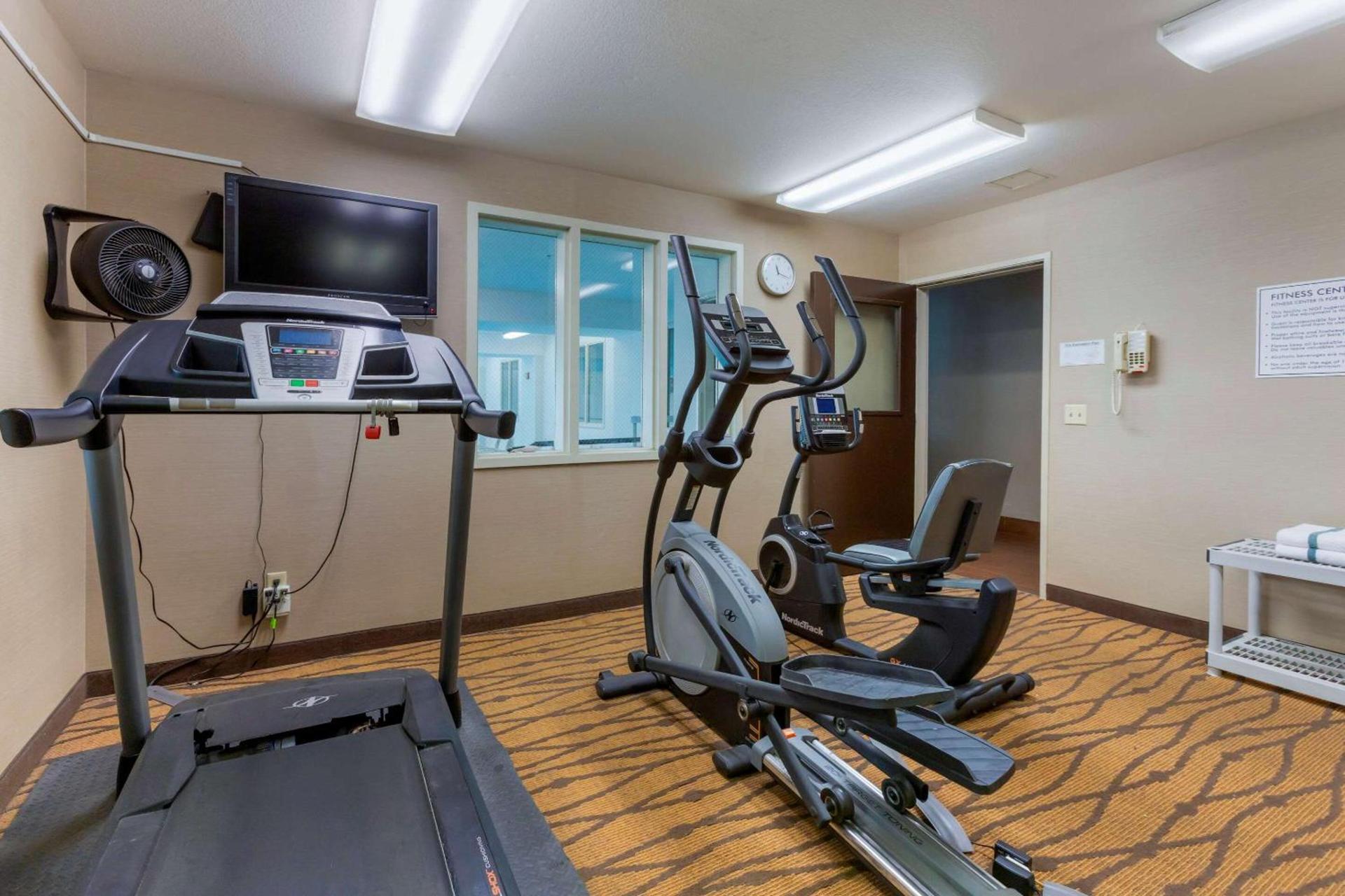 Sleep Inn Ontario photo 26