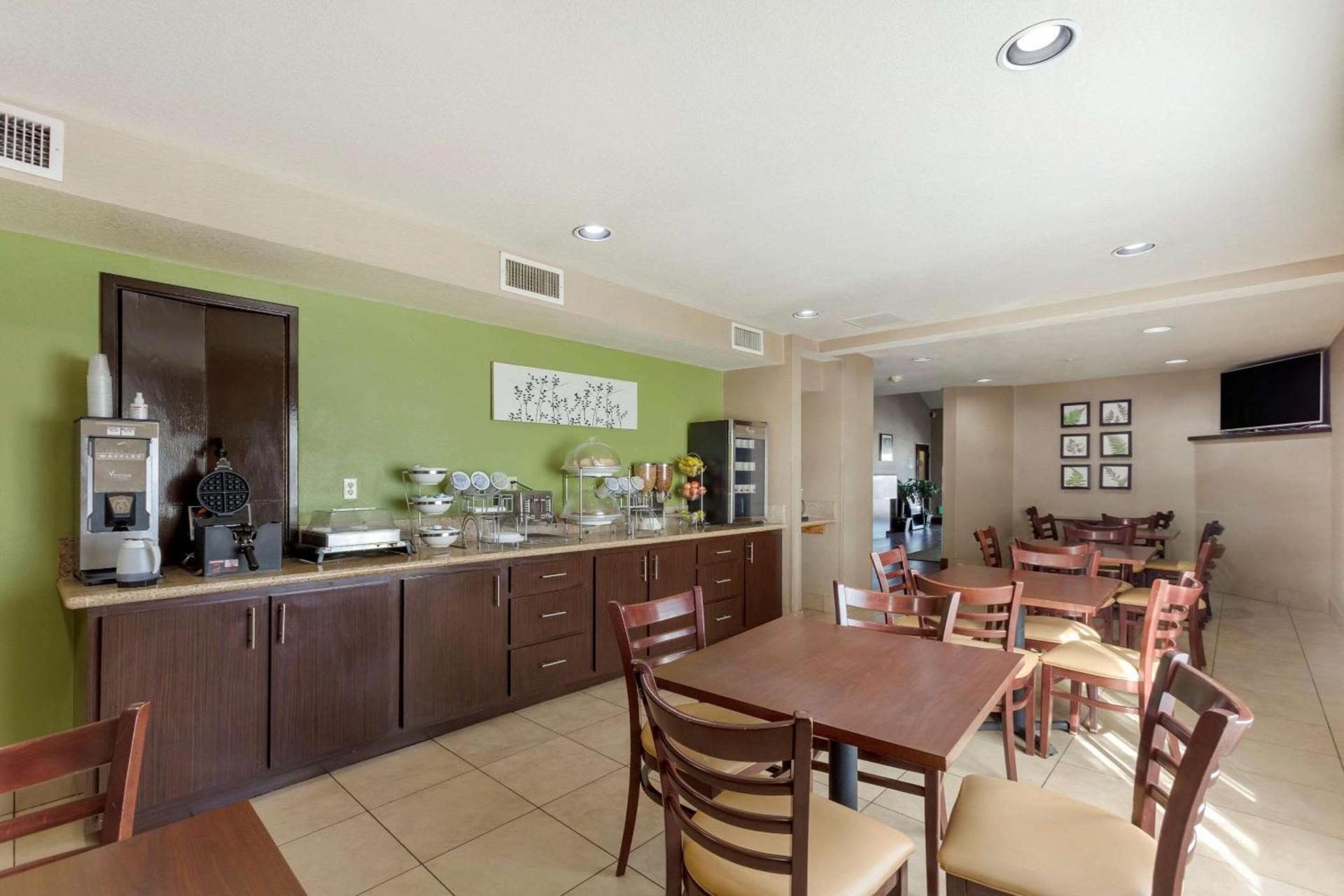 Sleep Inn Ontario photo 29