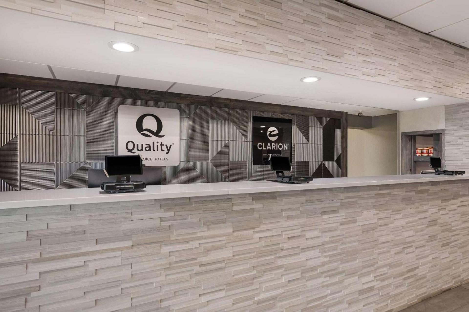 Quality Inn Joliet photo 8