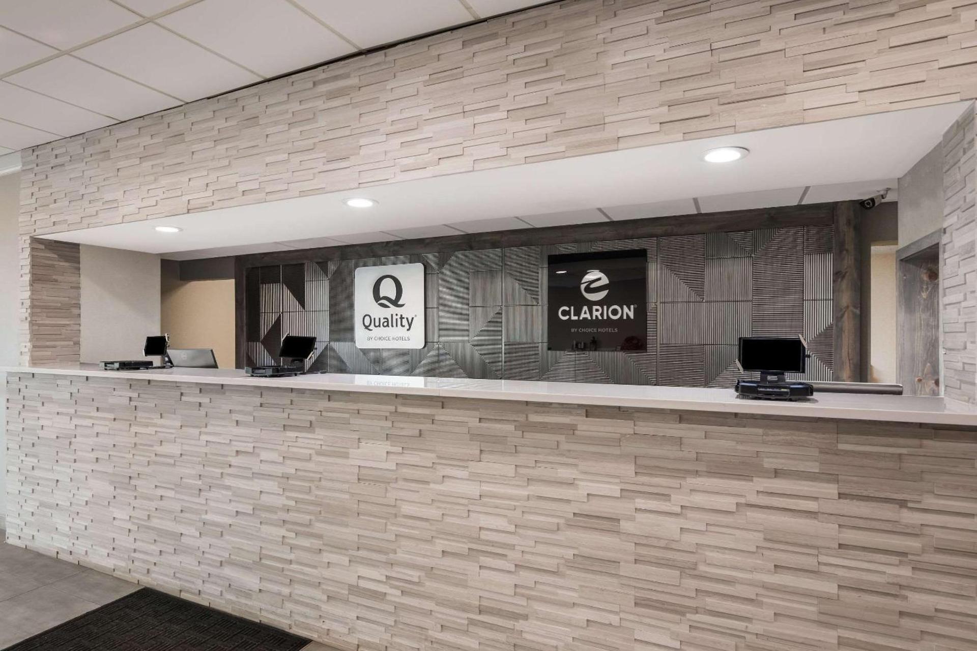 Quality Inn Joliet photo 9