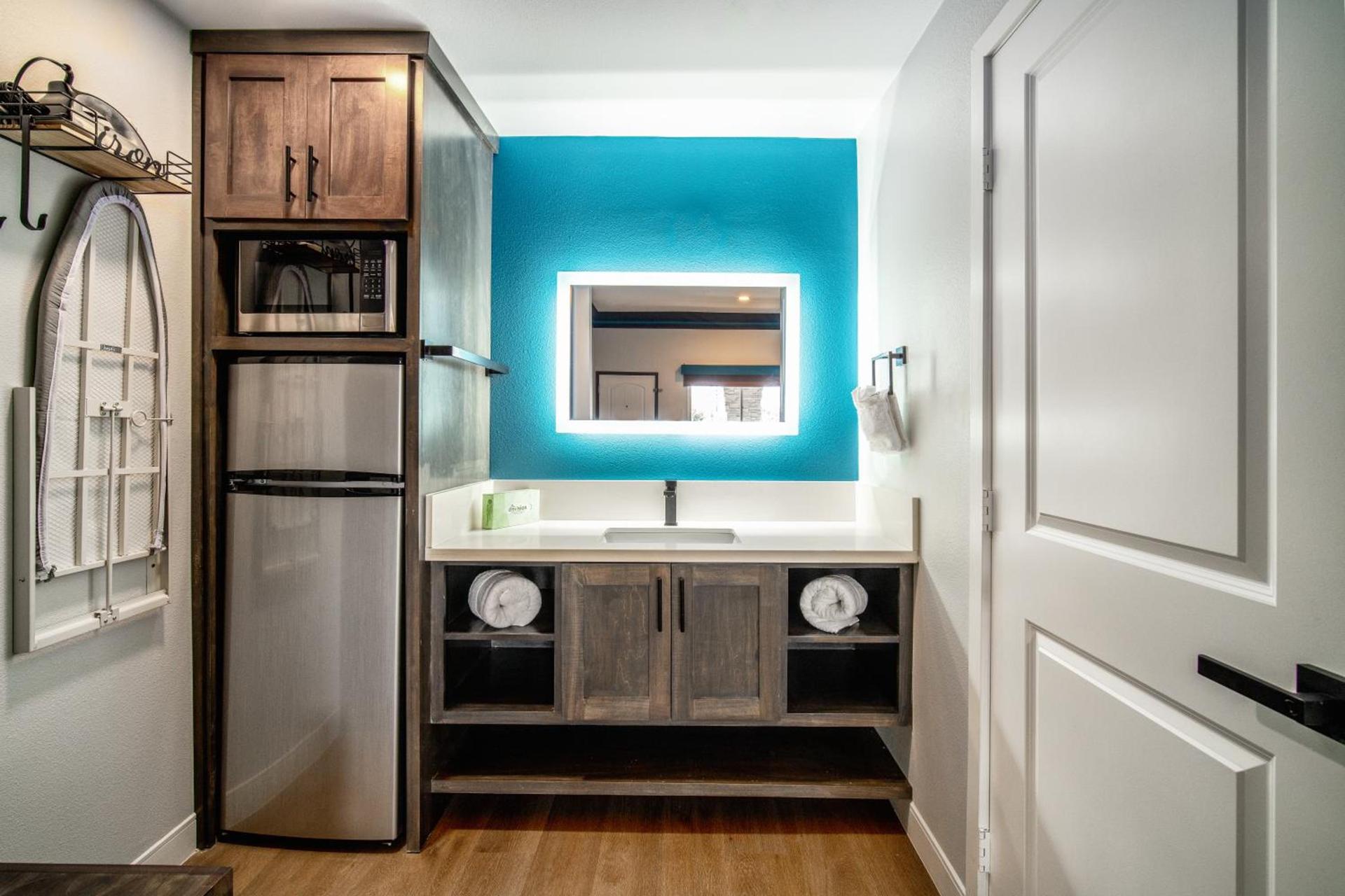 Aspire Inn Studios & Spas photo 41